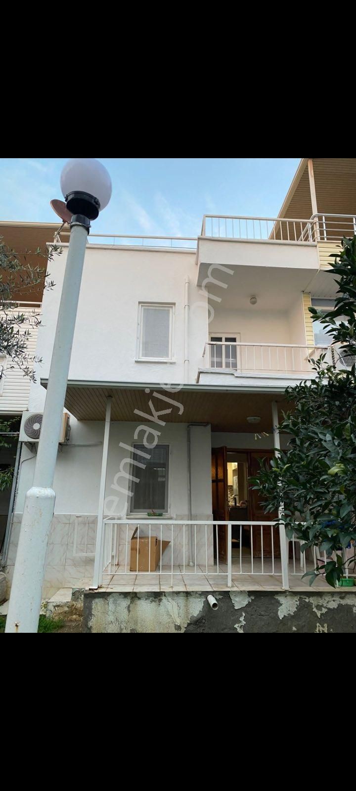 Türkler Mahallesinde Satılık 2+1 Villa - Görsel 13