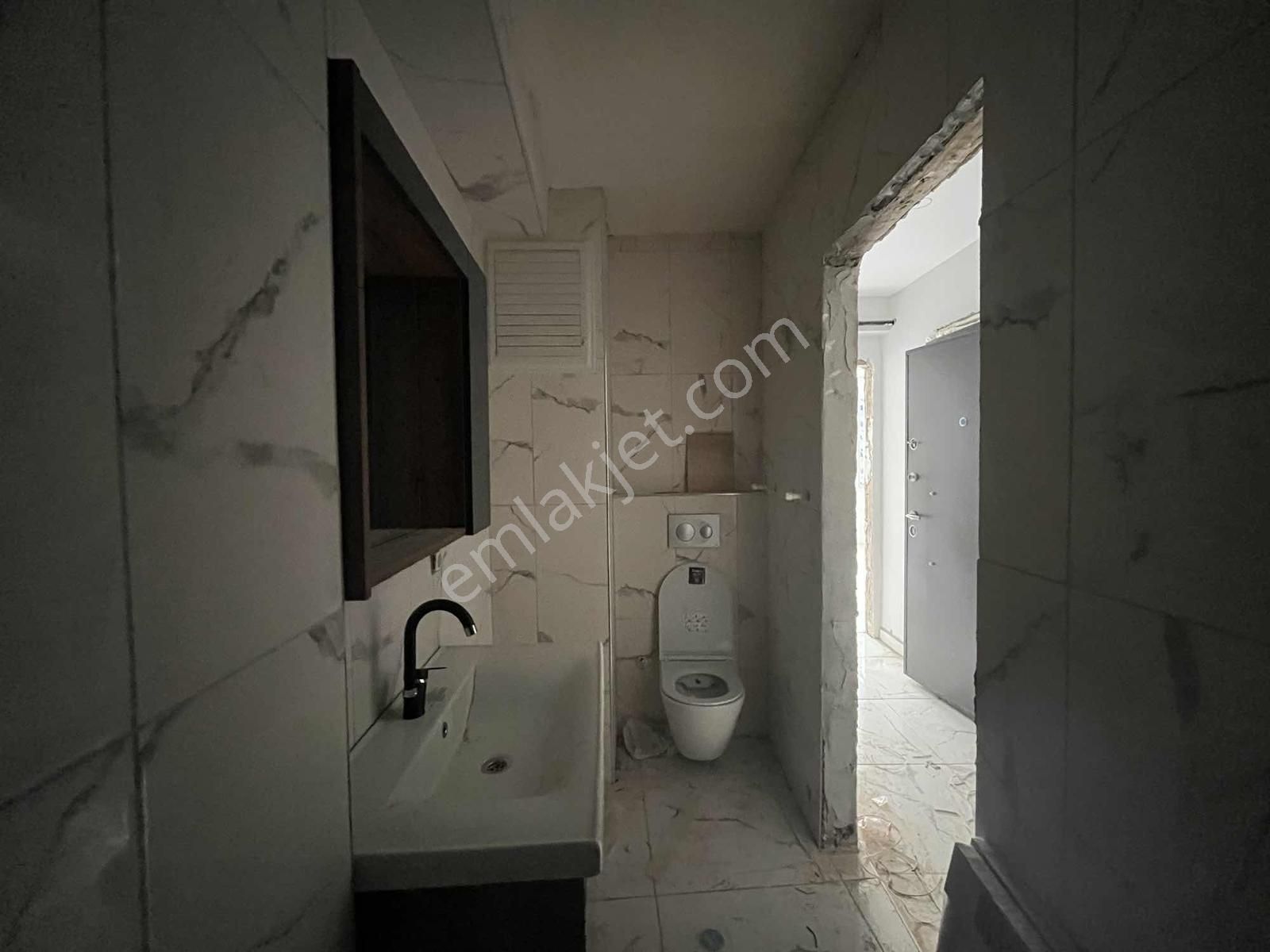 Ecem Emlaktan Kocamustafapaşa Merkezde Sıfır Bina Da Daire - Görsel 13