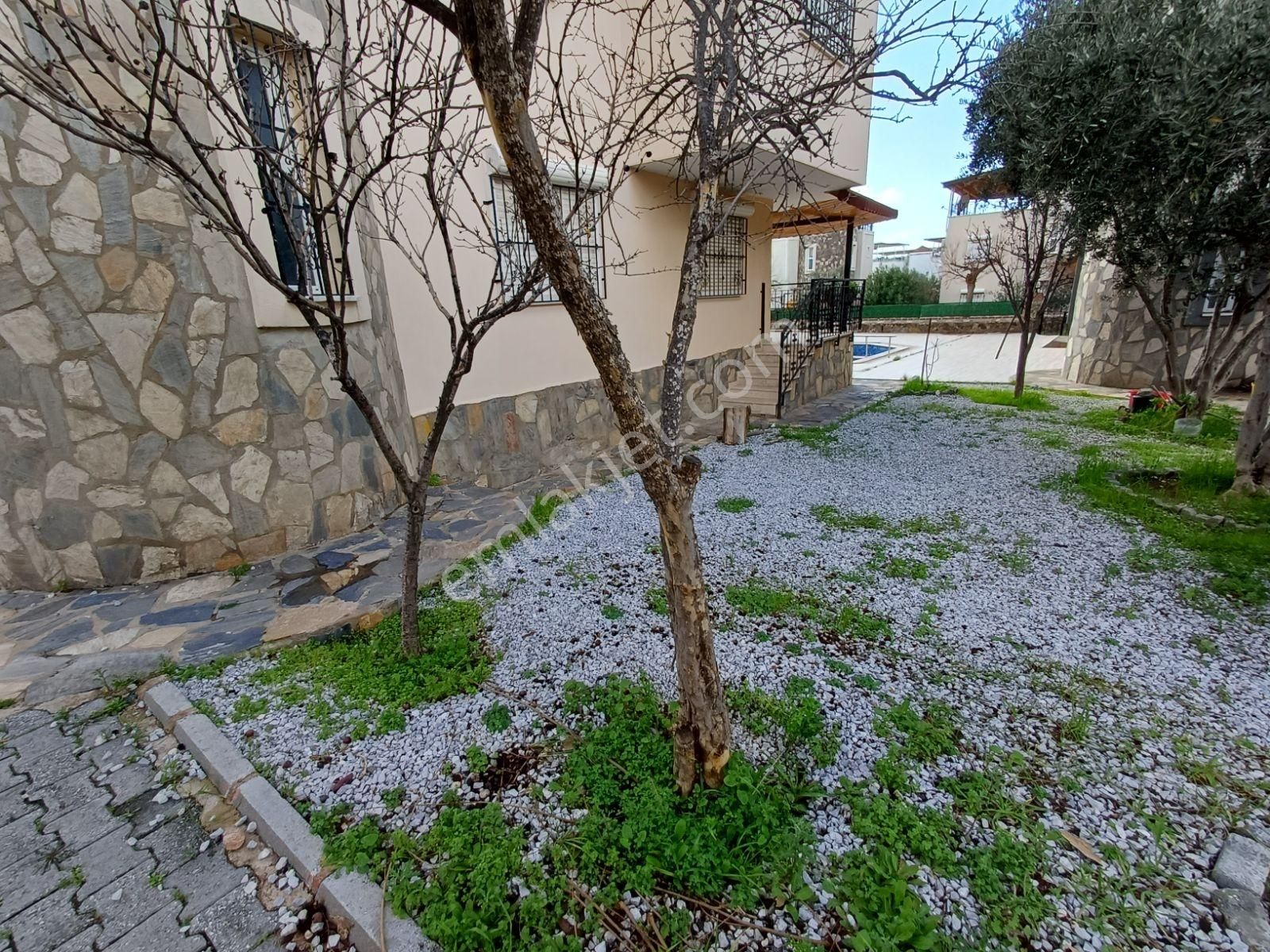 Didim Akbük Merkezde Denize 100 Metre 3+1 Müstakil Villa - Görsel 3