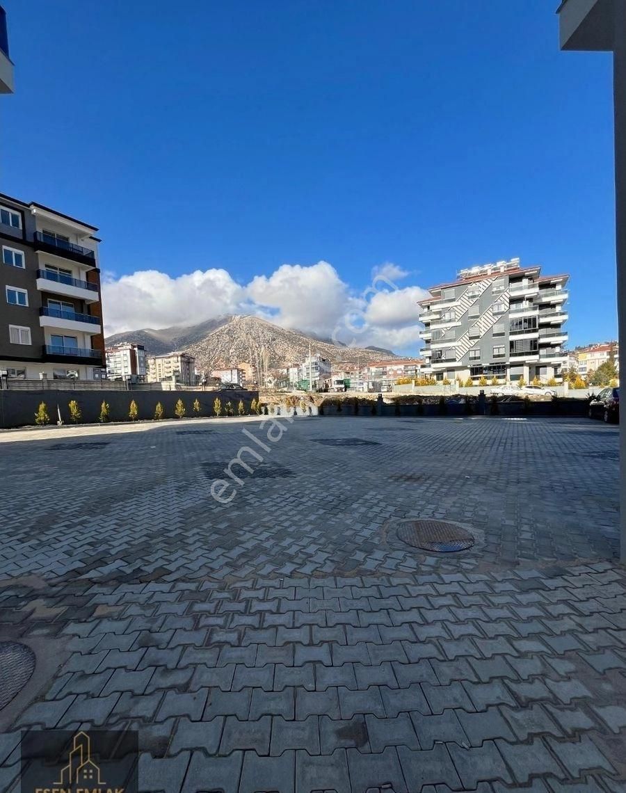 Antalya Elmalı İlçesinde Fethiye Caddesinde 2+1 Doğalgazlı Lüks Sıfır Kiralık Daire - Görsel 3