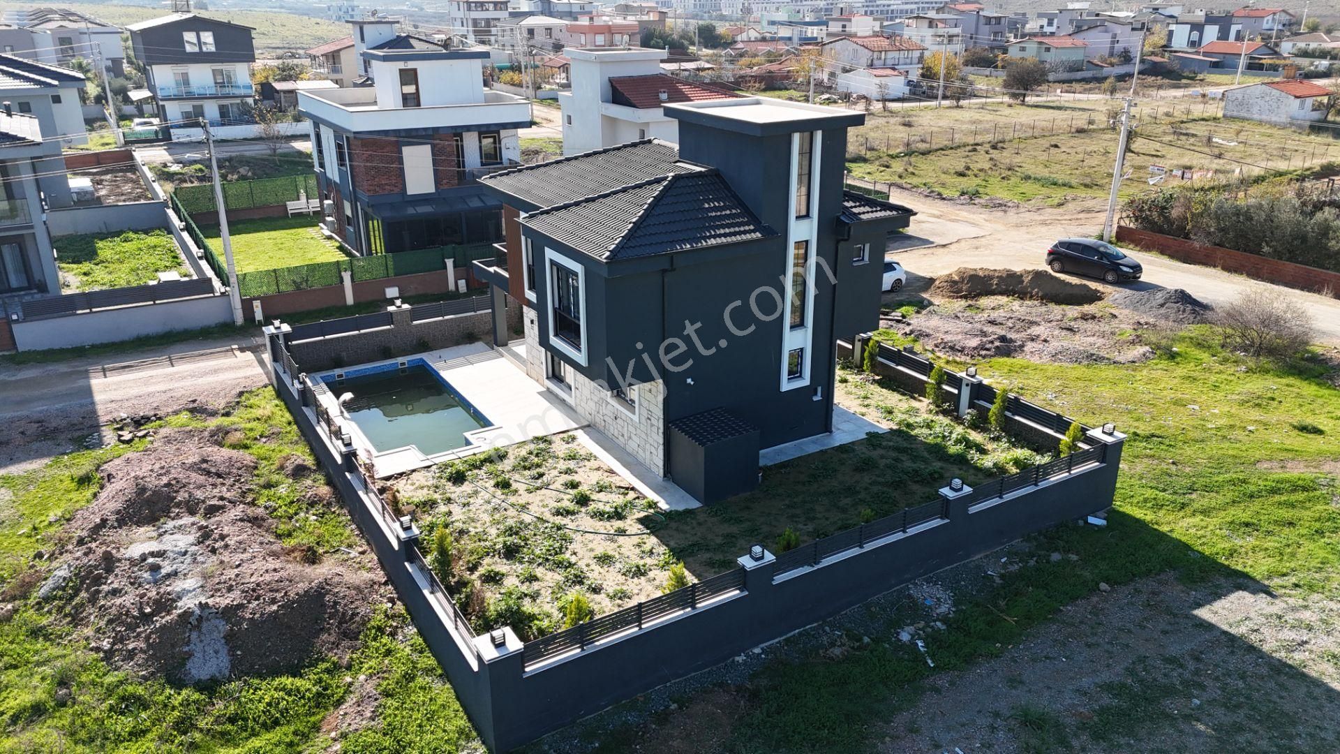 İzmir Seferihisar Düzce Mahallesi’nde Havuzlu Tek Müstakil Dubleks Villa - Görsel 5