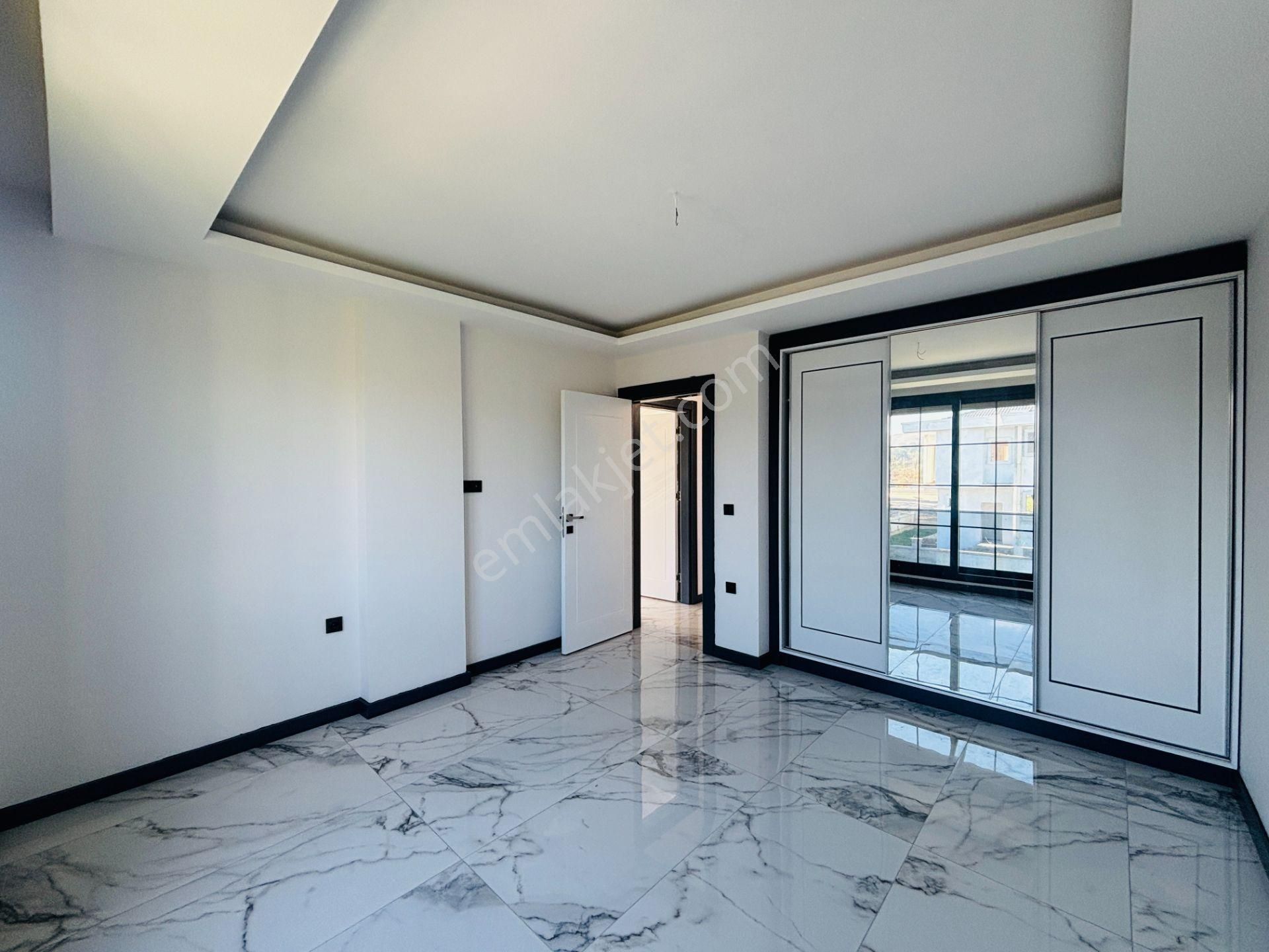 İzmir Seferihisar Düzce Mahallesi’nde Havuzlu Tek Müstakil Dubleks Villa - Görsel 31