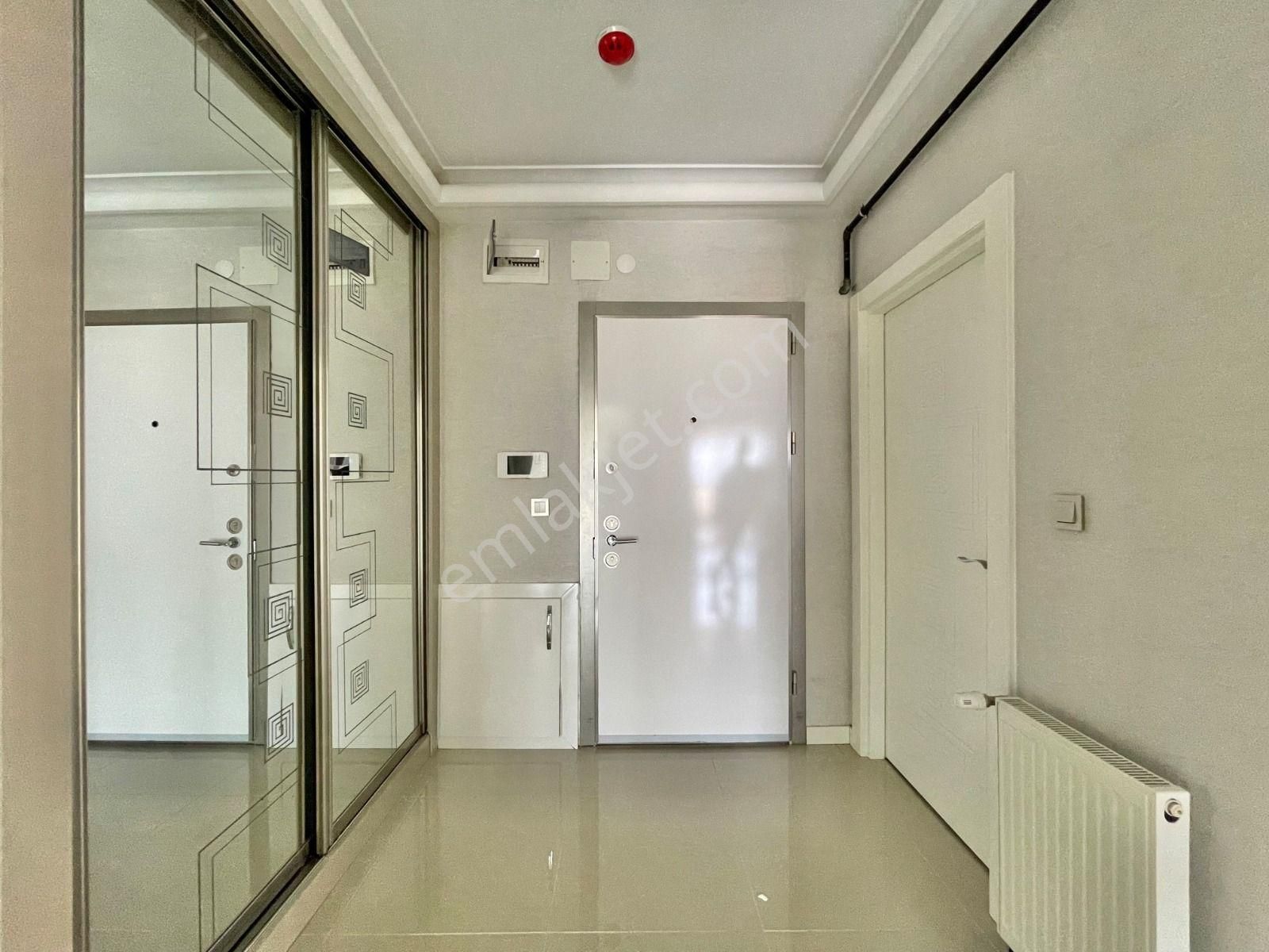 Nam-ak Emlak'tan K.otoparklı Manzaralı Güney C. 3+1 Site Dairesi - Görsel 28