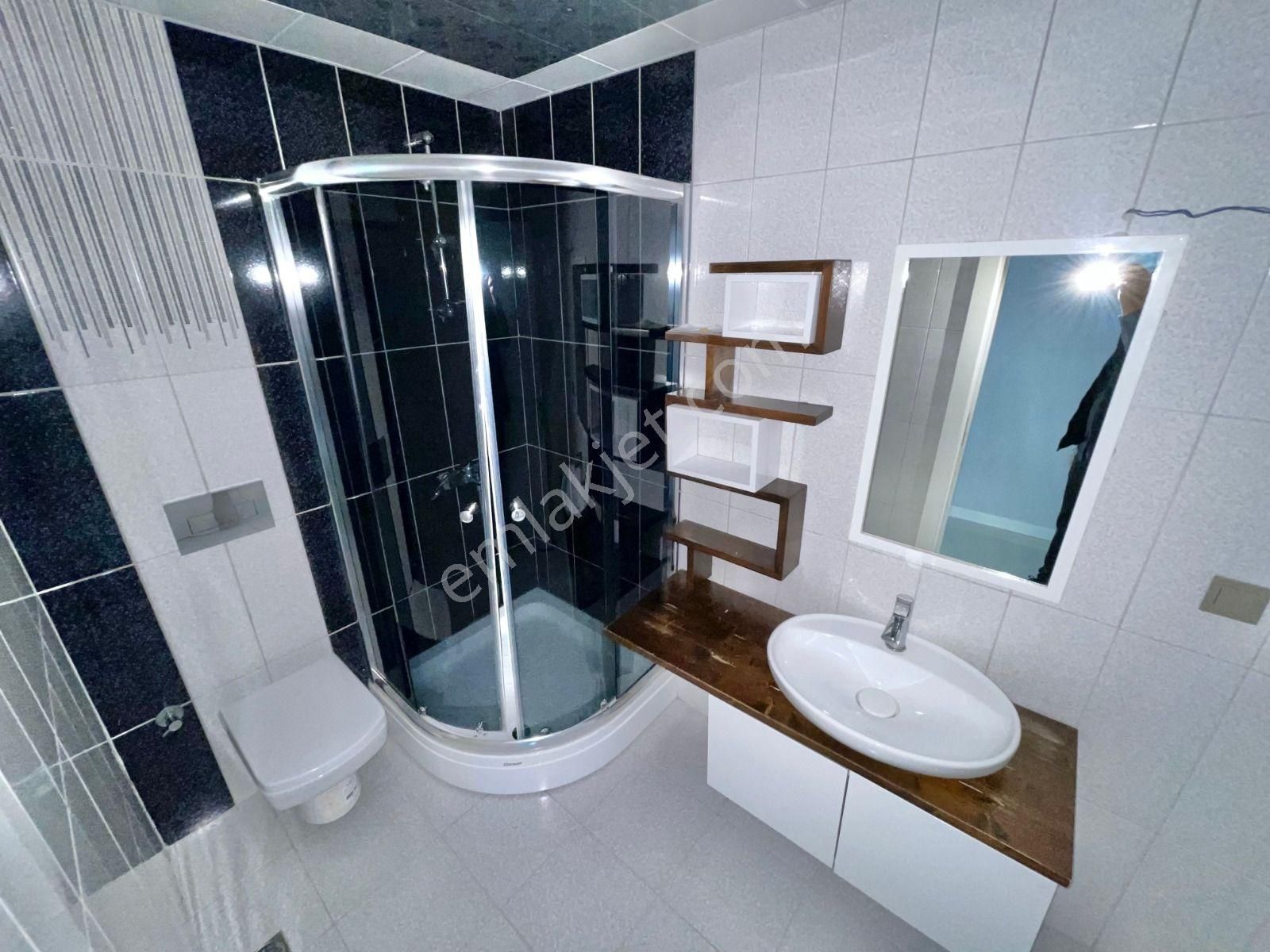 Nam-ak Emlak'tan K.otoparklı Manzaralı Güney C. 3+1 Site Dairesi - Görsel 23