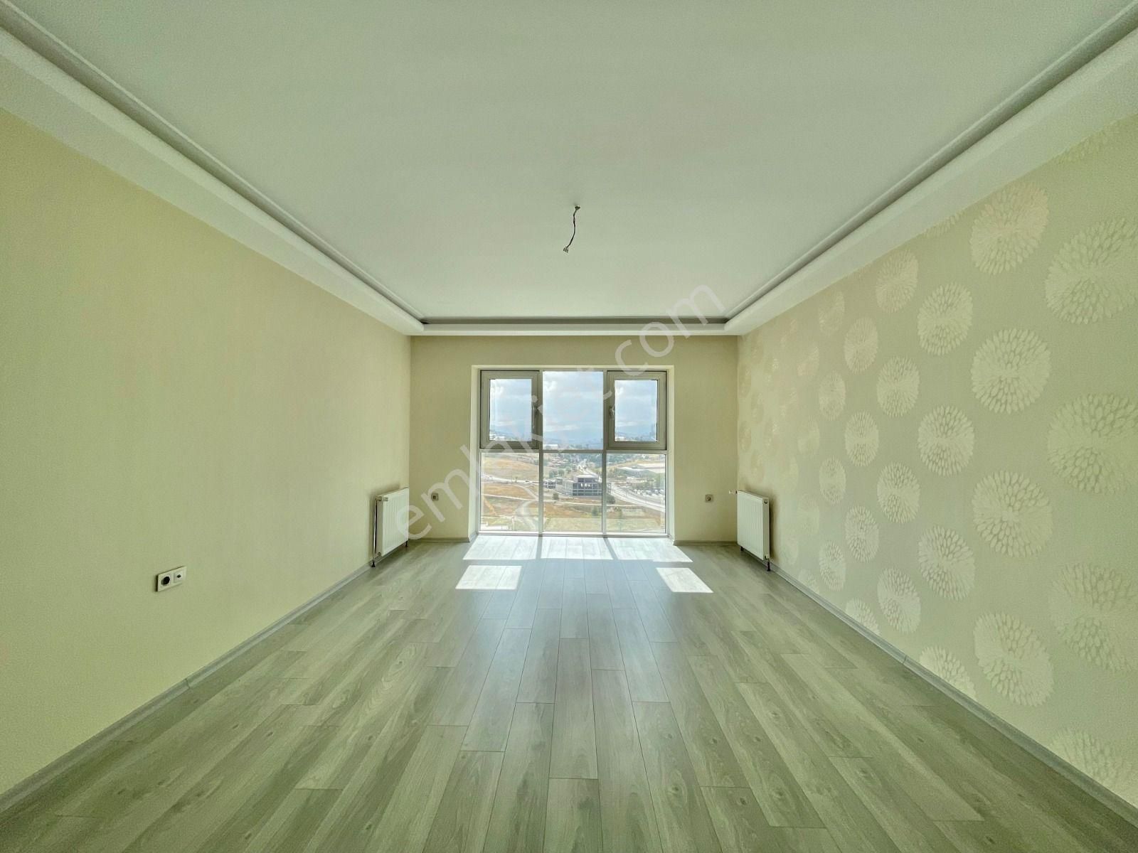 Nam-ak Emlak'tan K.otoparklı Manzaralı Güney C. 3+1 Site Dairesi - Görsel 8