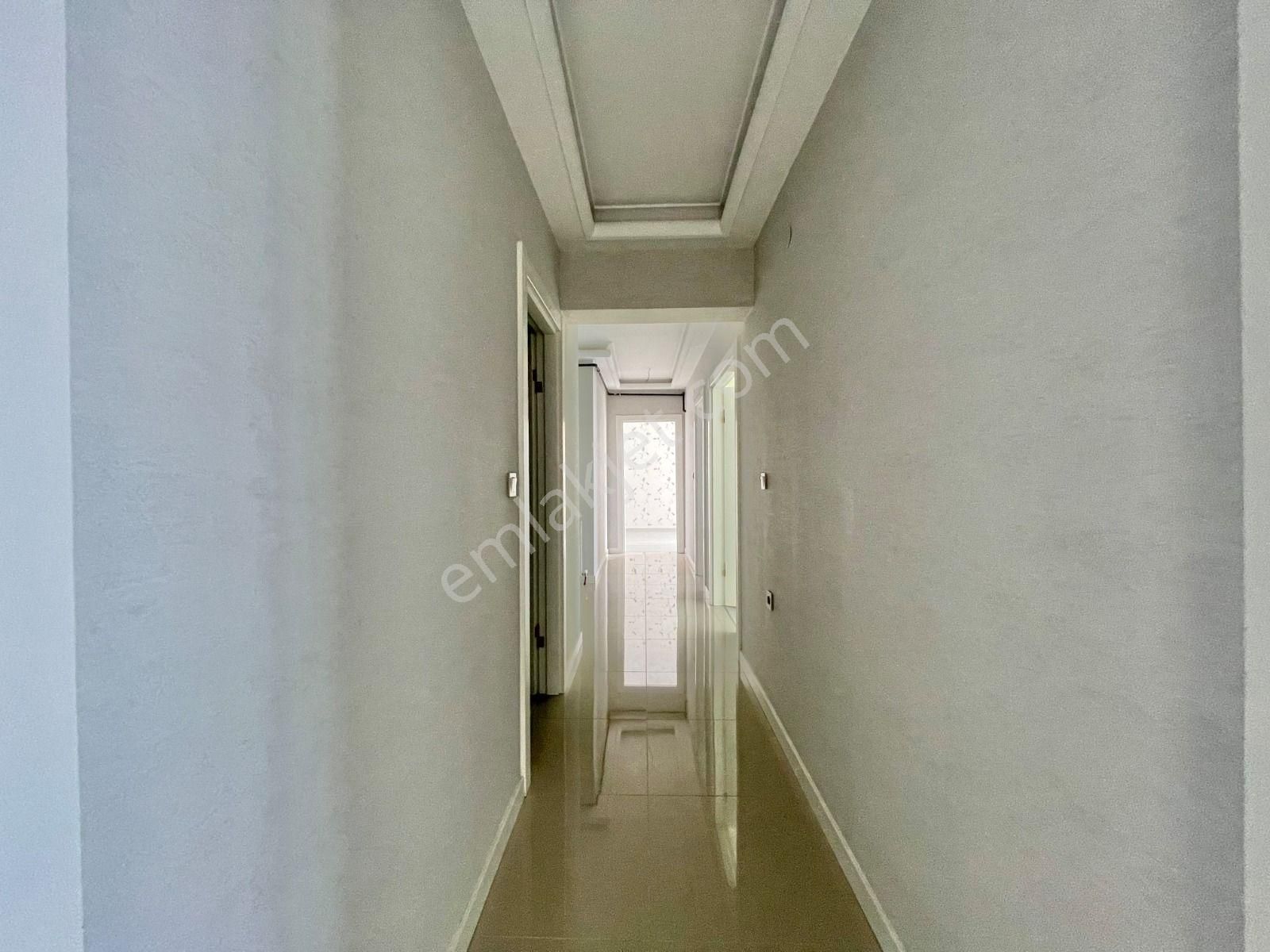 Nam-ak Emlak'tan K.otoparklı Manzaralı Güney C. 3+1 Site Dairesi - Görsel 25