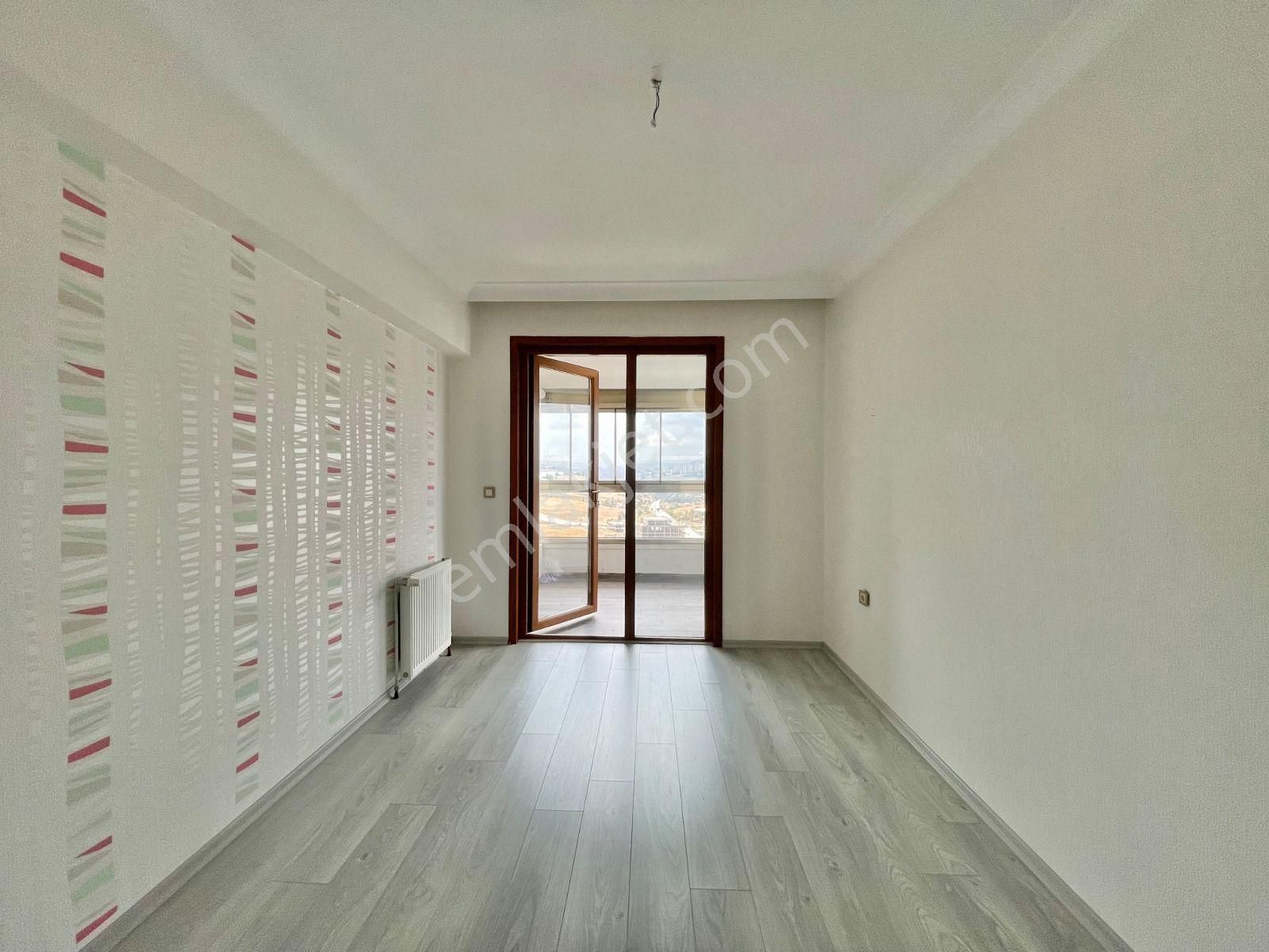 Nam-ak Emlak'tan K.otoparklı Manzaralı Güney C. 3+1 Site Dairesi - Görsel 15