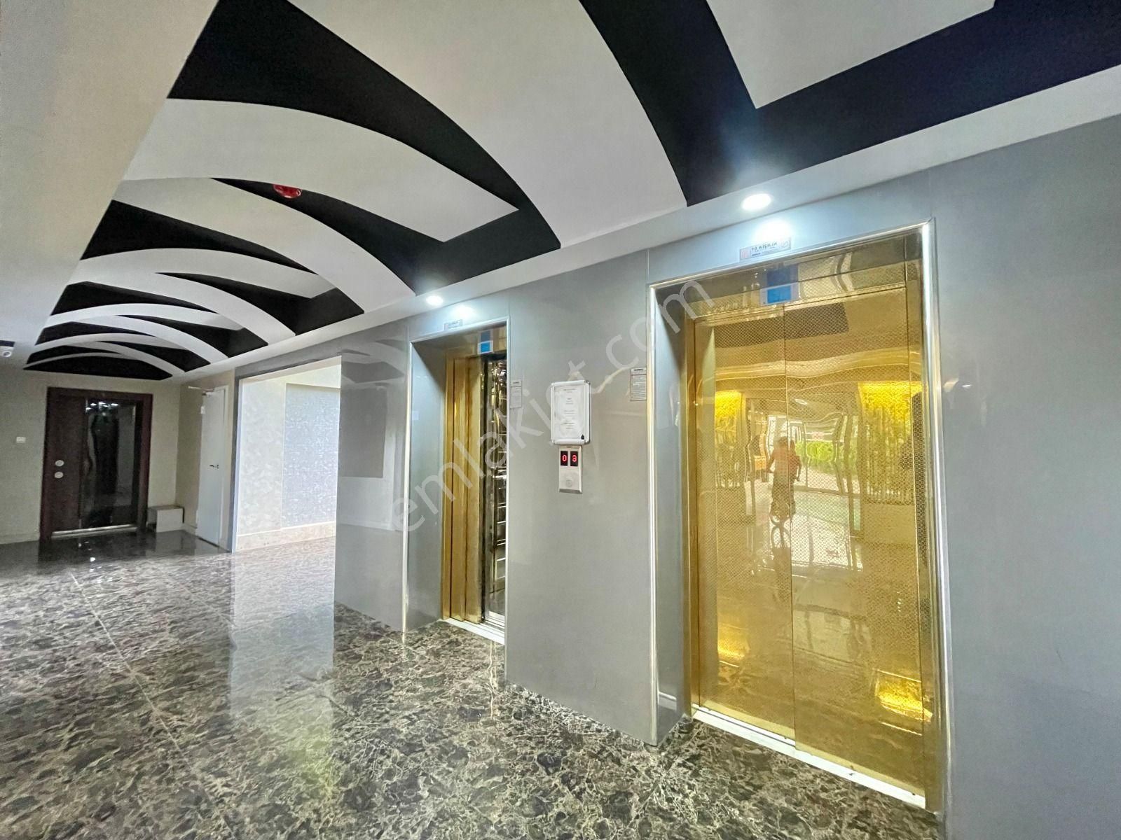 Nam-ak Emlak'tan K.otoparklı Manzaralı Güney C. 3+1 Site Dairesi - Görsel 29