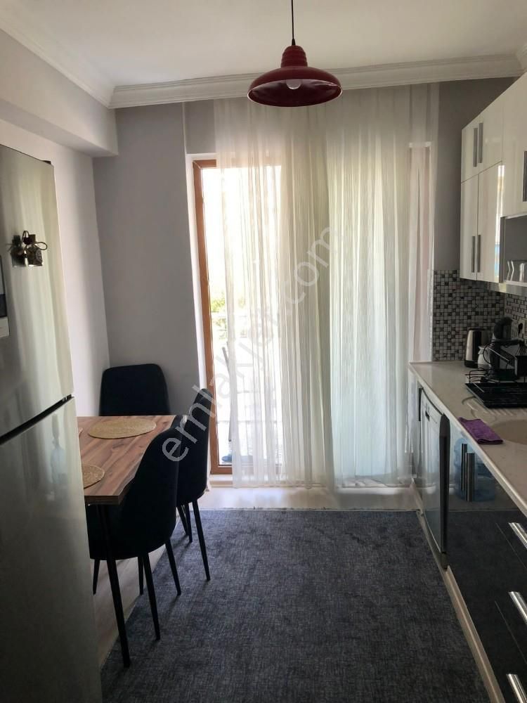 Kuşadası Ata Mah. Satılık Arakat 2+1 Daire - Görsel 16