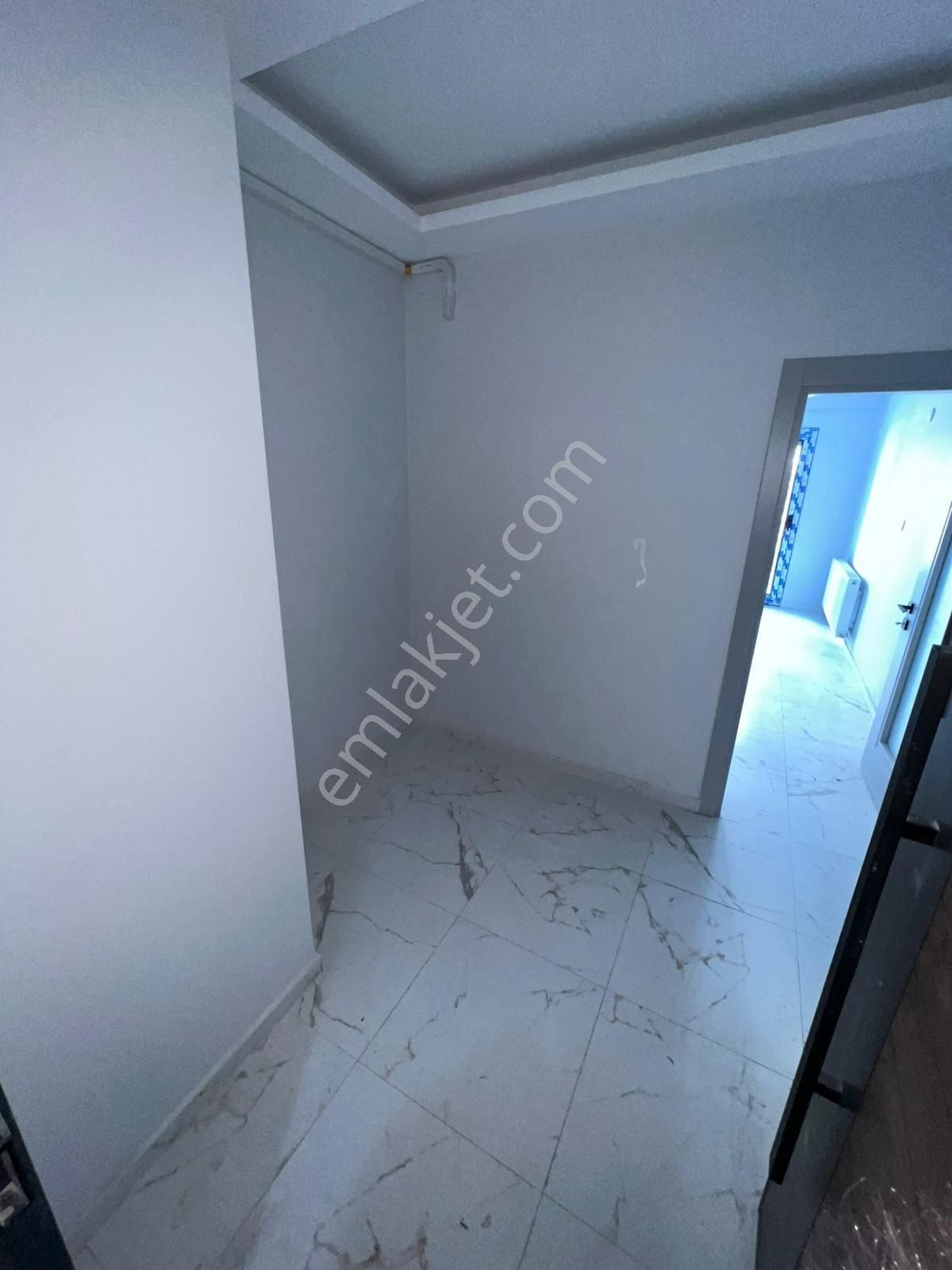 Bergama Gaziosmanpaşa Mahallesinde 3+1 Satılık Daire - Görsel 18