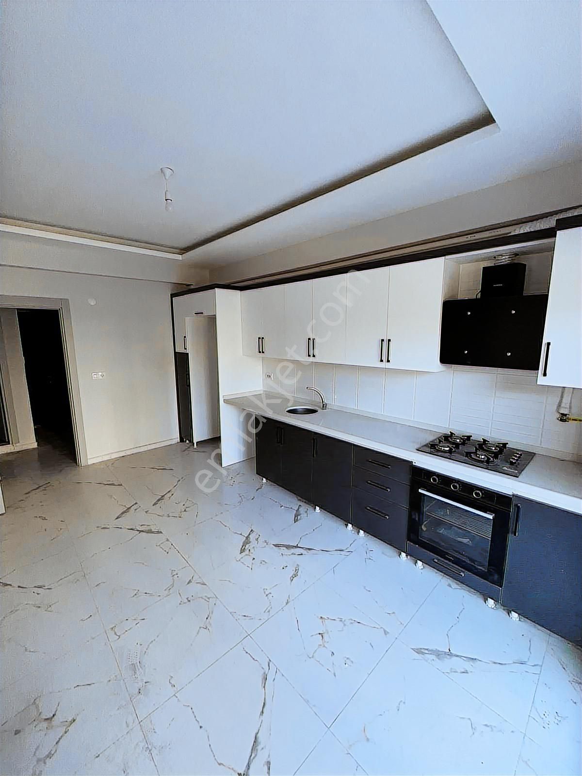 Bergama Gaziosmanpaşa Mahallesinde 3+1 Satılık Daire - Görsel 13