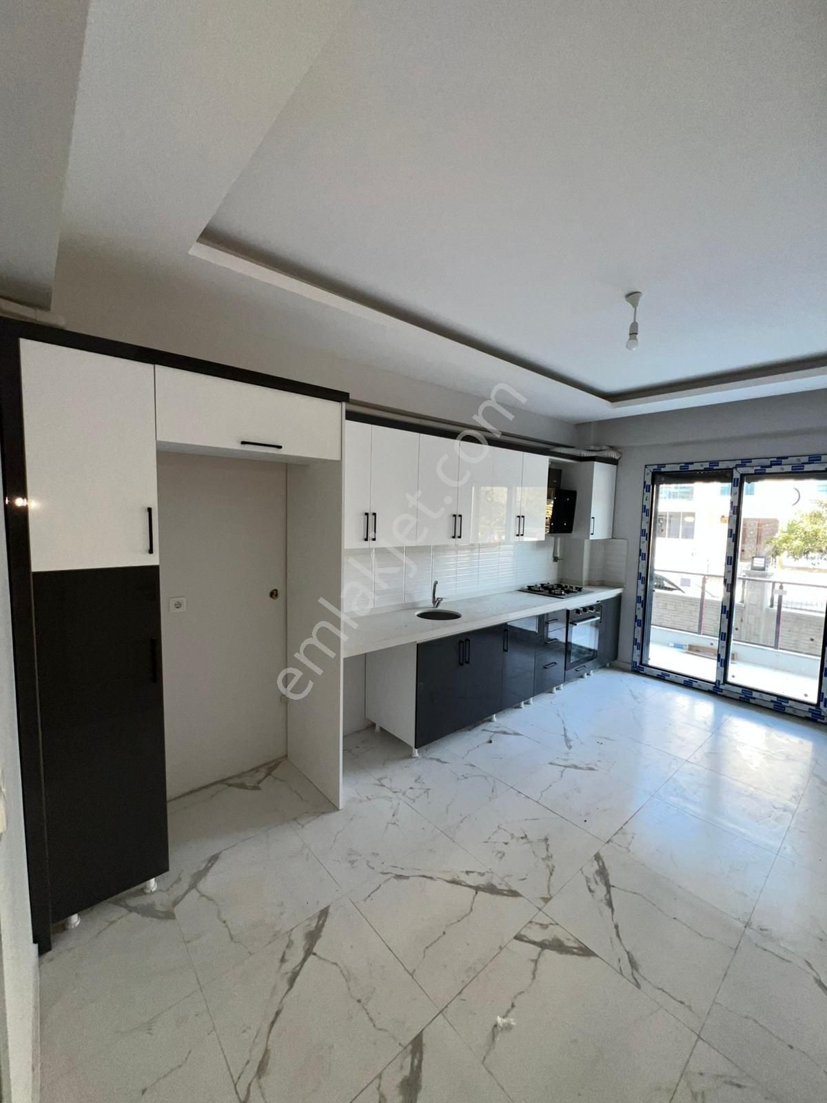 Bergama Gaziosmanpaşa Mahallesinde 3+1 Satılık Daire - Görsel 12