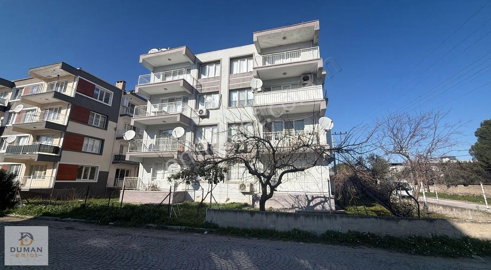 Duman Emlak'tan Atatürk Mahallesi 3+1 Satılık Daire