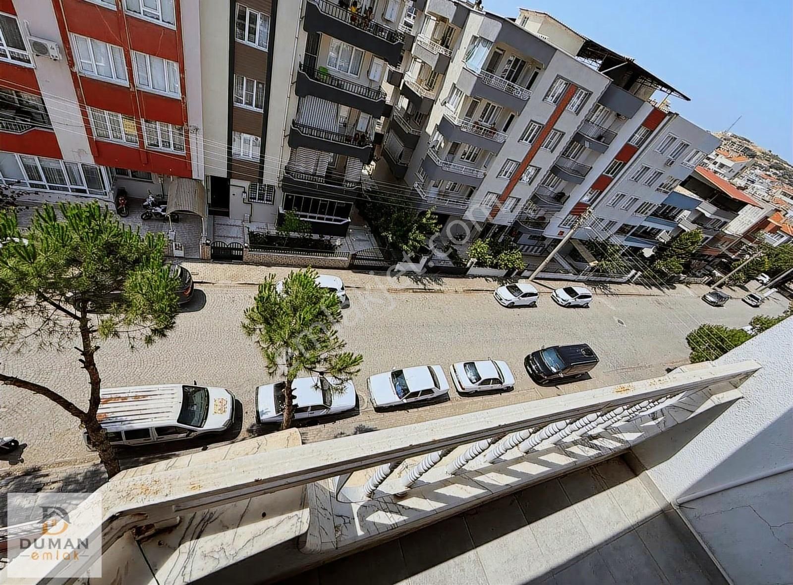 Duman Emlak'tan Maltepe Mahallesi 3+1 Eşyalı Satılık Daire - Görsel 4