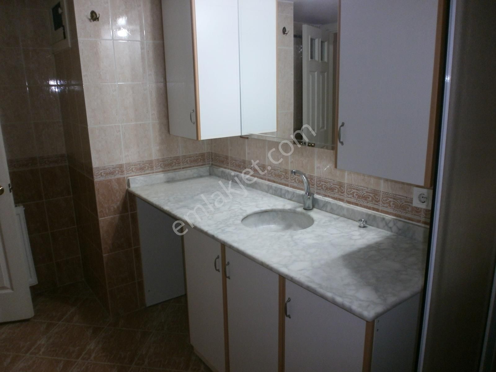 Bürmen'den Hatay Pazaryeri Arkası Manzaralı 3+1 Kombili 2.kat - Görsel 4