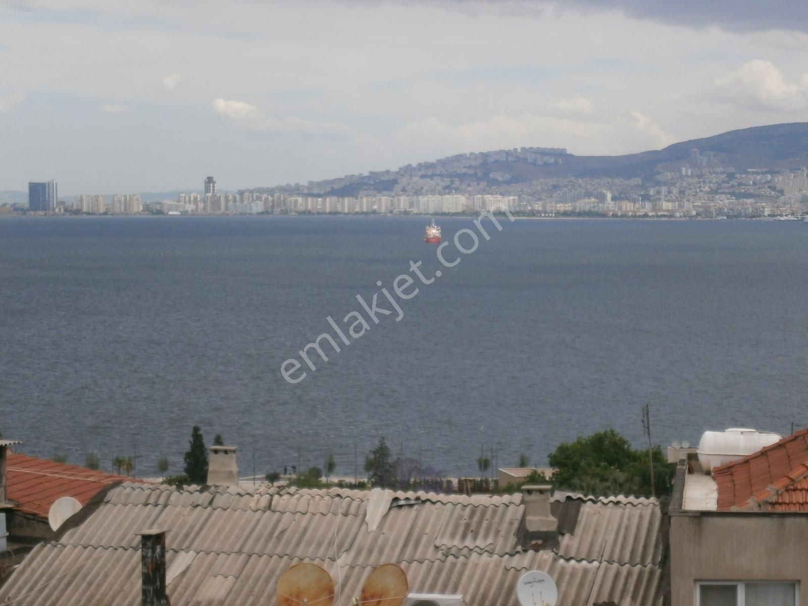 Bürmen'den Hatay Pazaryeri Arkası Manzaralı 3+1 Kombili 2.kat