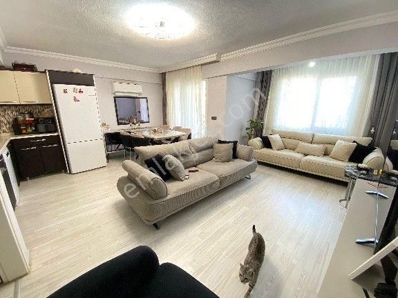 İzmir Seferihisar Ürkmez'in En Nadide Lokasyonun'da Plaja 200m 2+1 Satılık Daire - Görsel 3