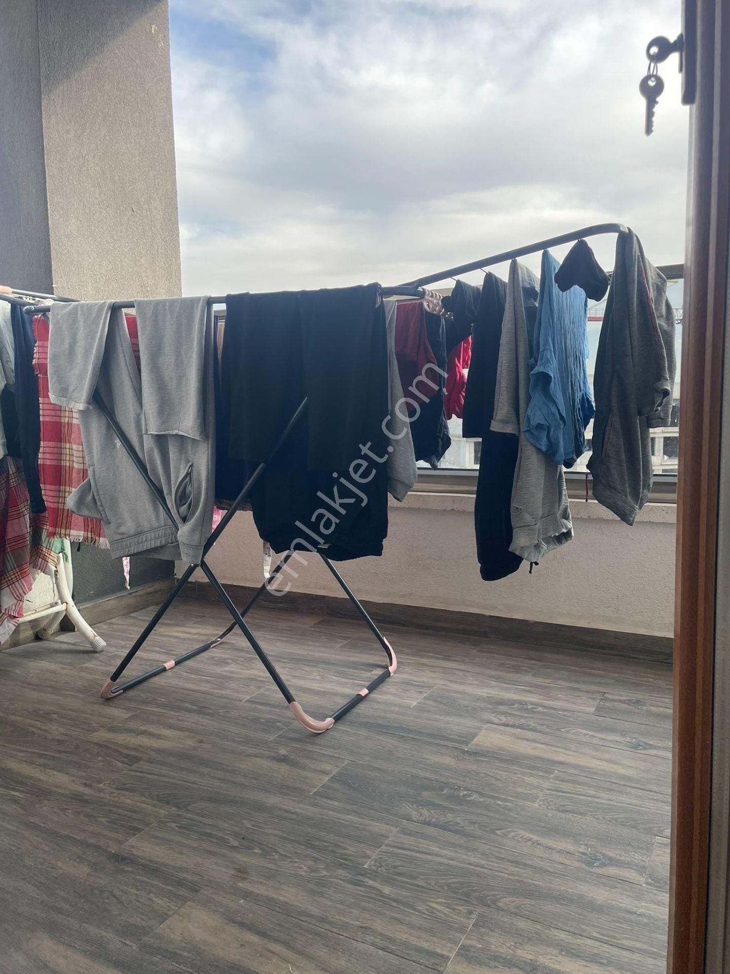 Ufuk Kılıç Emlak'tan 3+1 12.kat Site'de K.otoparklı Güney Cephe Full Yapılı - Görsel 9