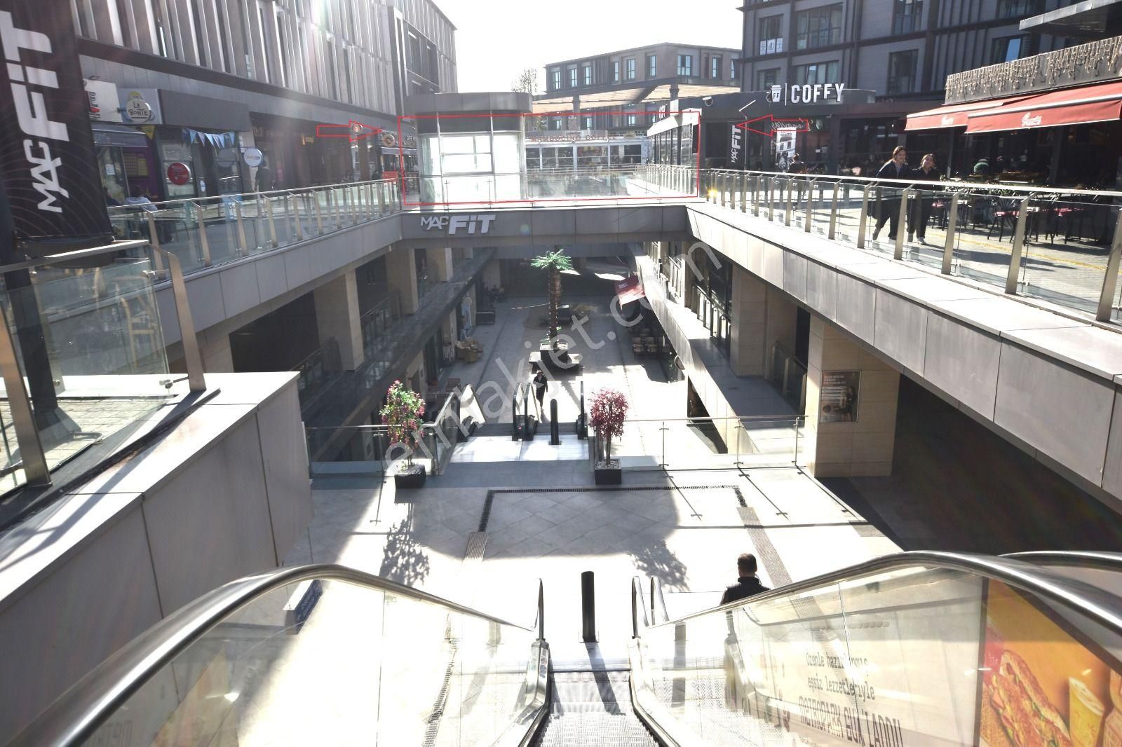 Seba'dan Metropark Avm Torkam E-5'te En Üst Katta 53m2 Dükkan...
