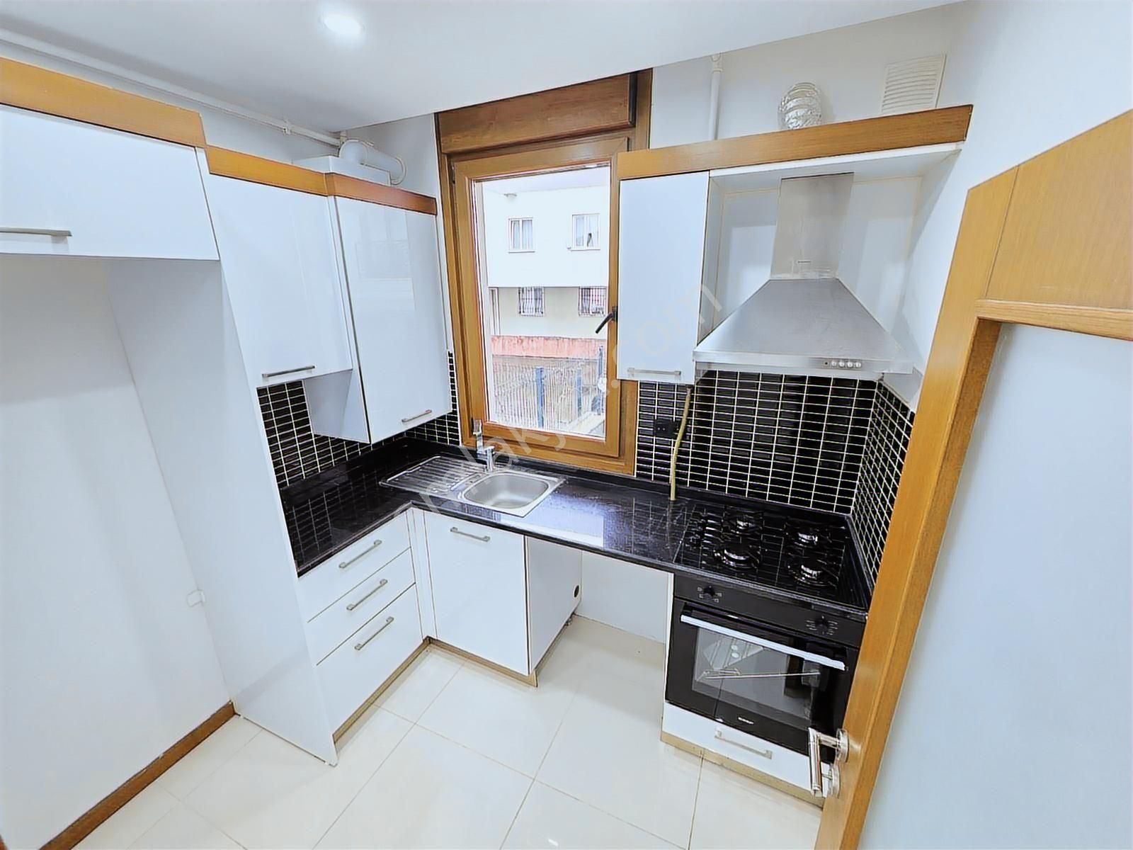 İnox'da İdealtepe Sahil Bölgesinde Genç Binada Ayrı Mutfaklı 2+1 - Görsel 20