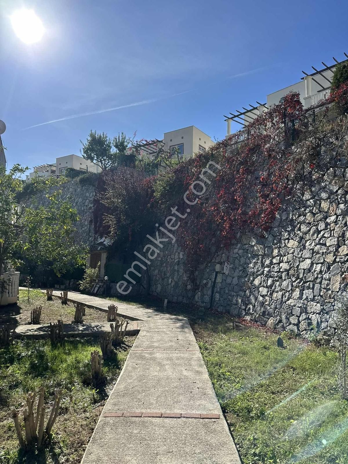 Adabükü Havuzlu Göl Manzaralı 2+1 Bahçe Katı Kiralık Daire - Görsel 26