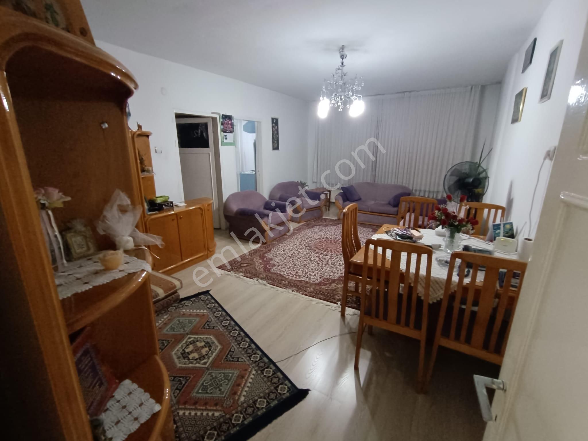 Sincan Atatürk Mhde Katta 3+1 Ön Cephe Merkezi Konumda Daire - Görsel 6