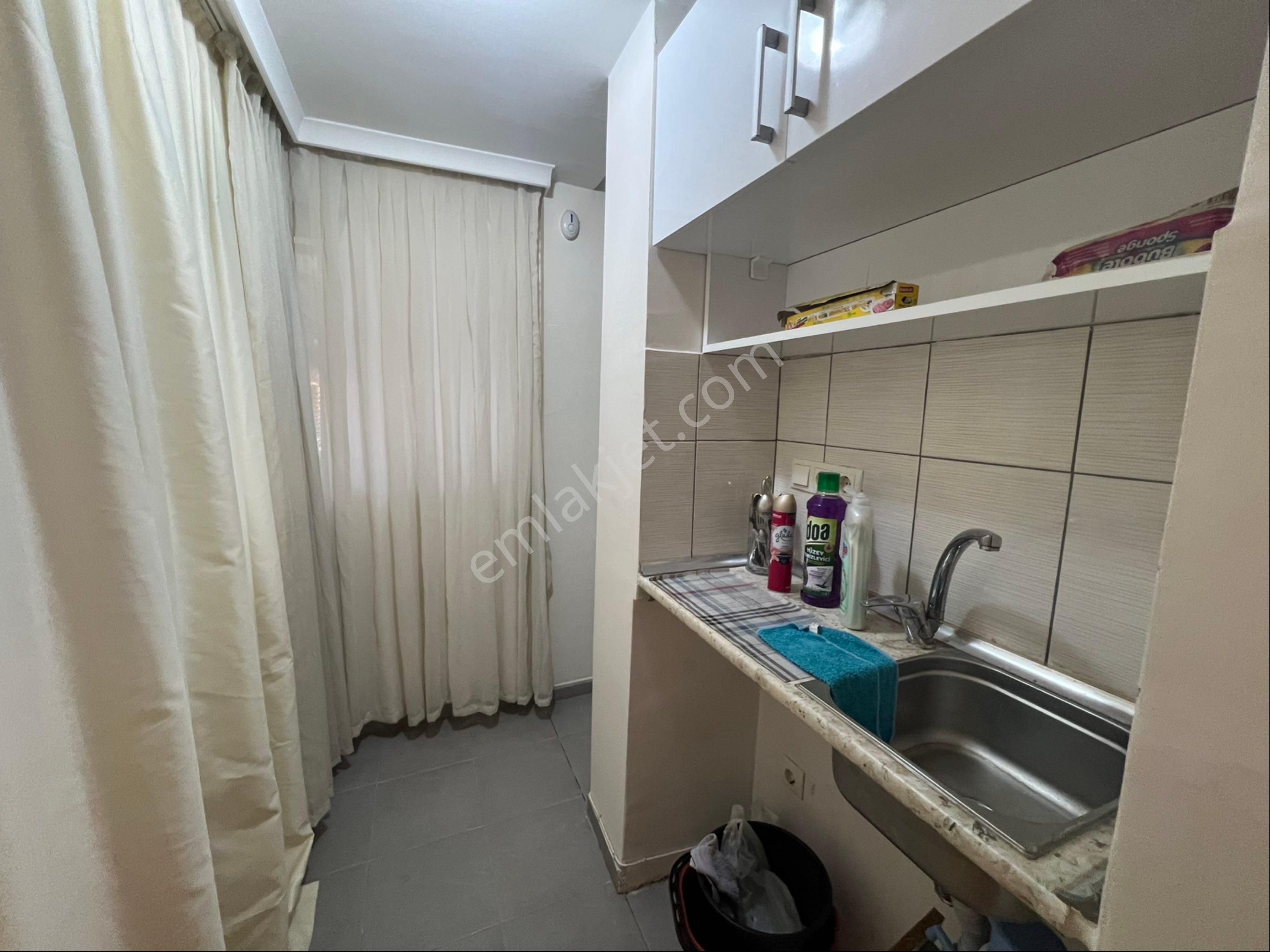 Oben'den Şenesenevler Kocayol Caddesi Üzerinde 1+1 Net 35 M² - Görsel 12