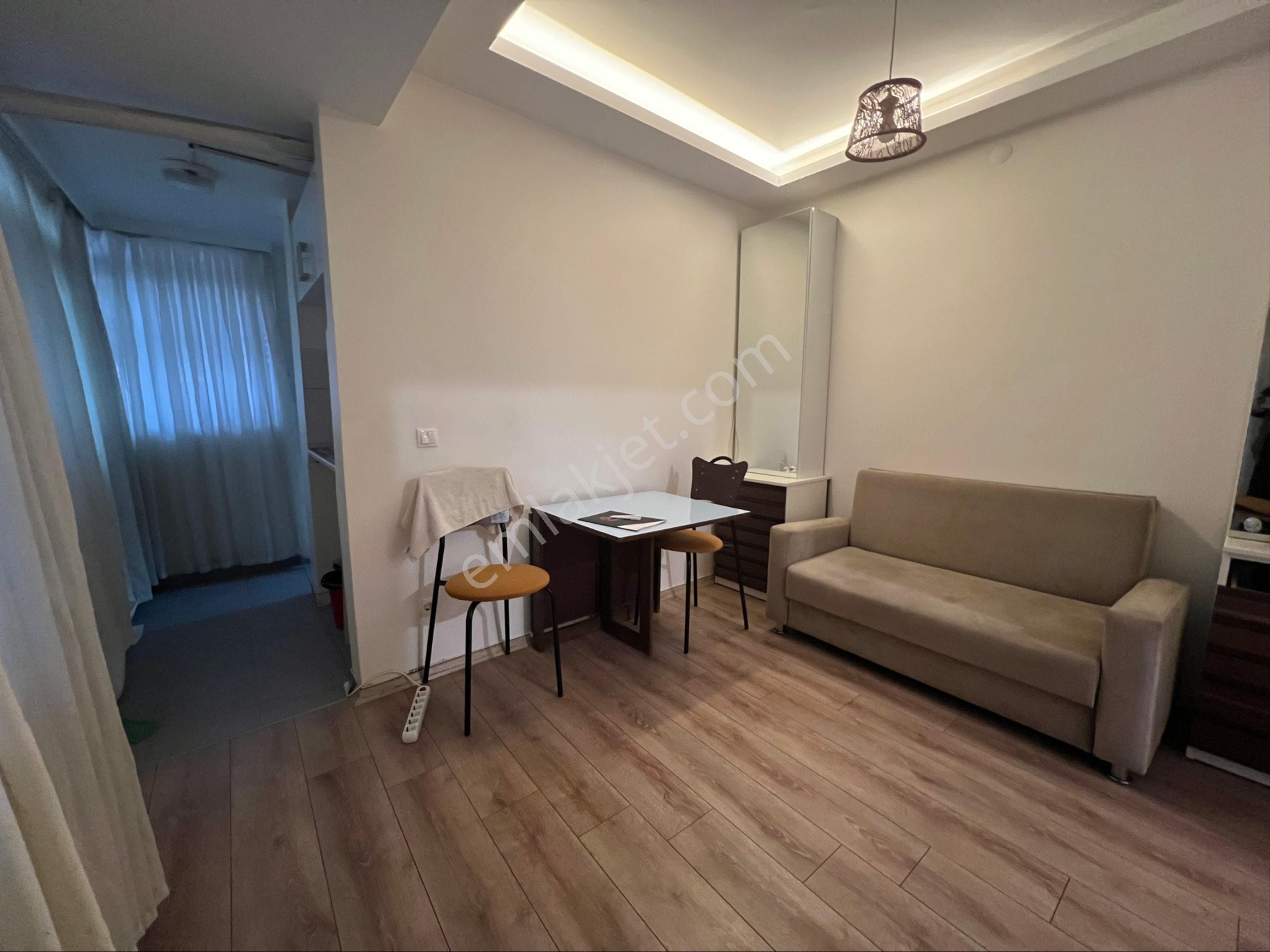 Oben'den Şenesenevler Kocayol Caddesi Üzerinde 1+1 Net 35 M² - Görsel 4