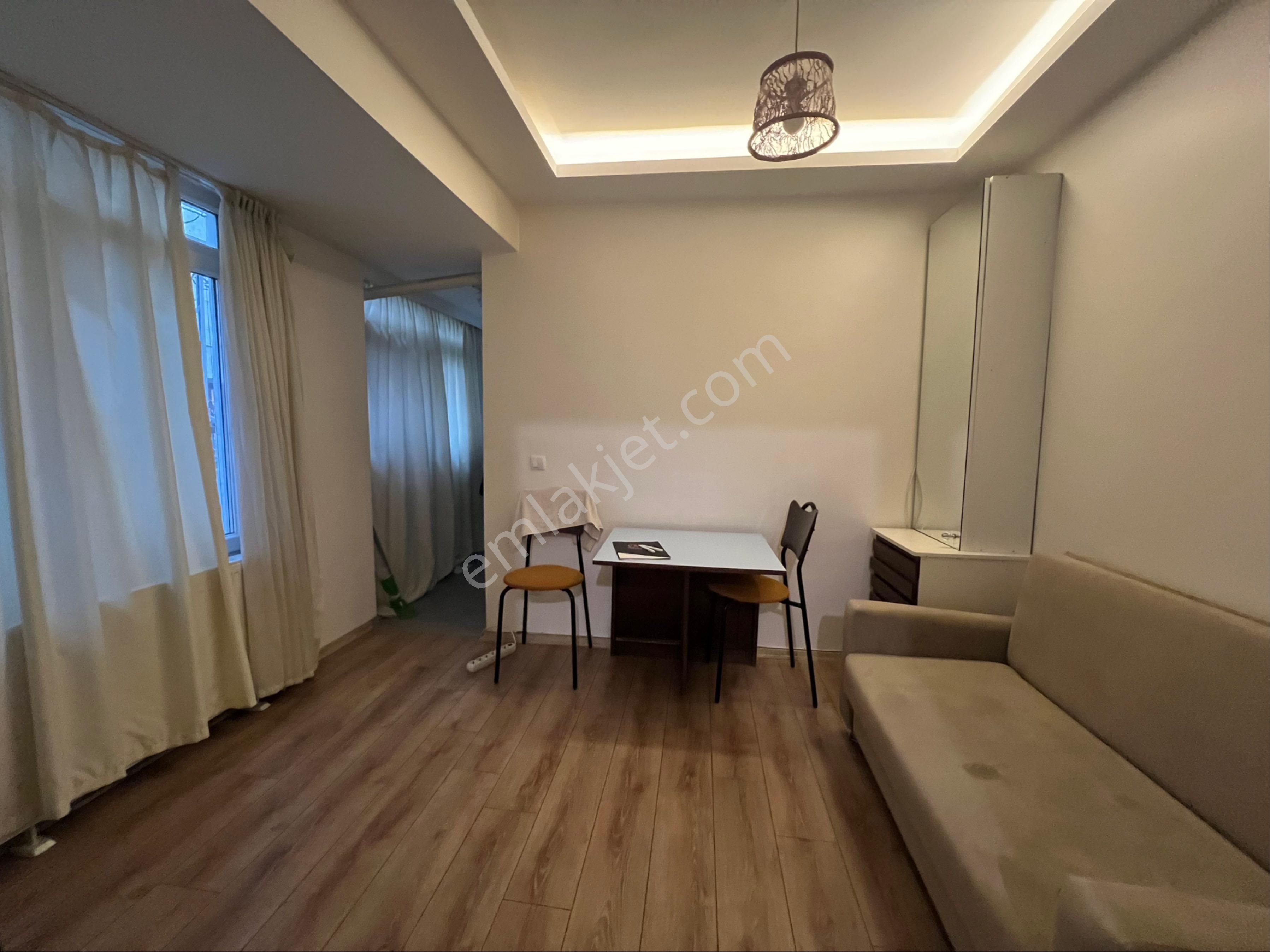 Oben'den Şenesenevler Kocayol Caddesi Üzerinde 1+1 Net 35 M² - Görsel 7