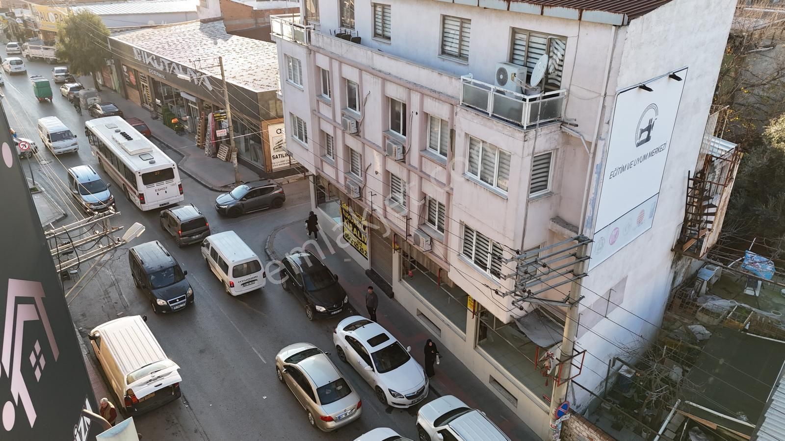 Turpa Konumev'den Ana Cadde Üzerinde Fırsat Kiralık Dükkan - Görsel 20