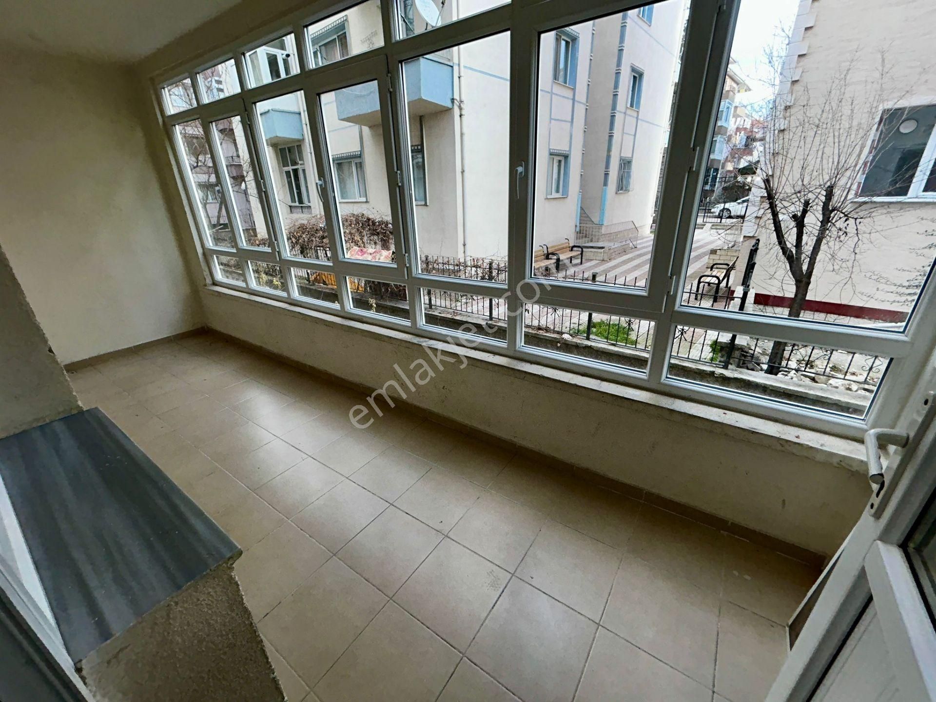 Emlak Danışmanımdan Sincan Ahi Evran'da 3+1 130m2 Çift Balkon Park Cepheli Satılık Daire - Görsel 28