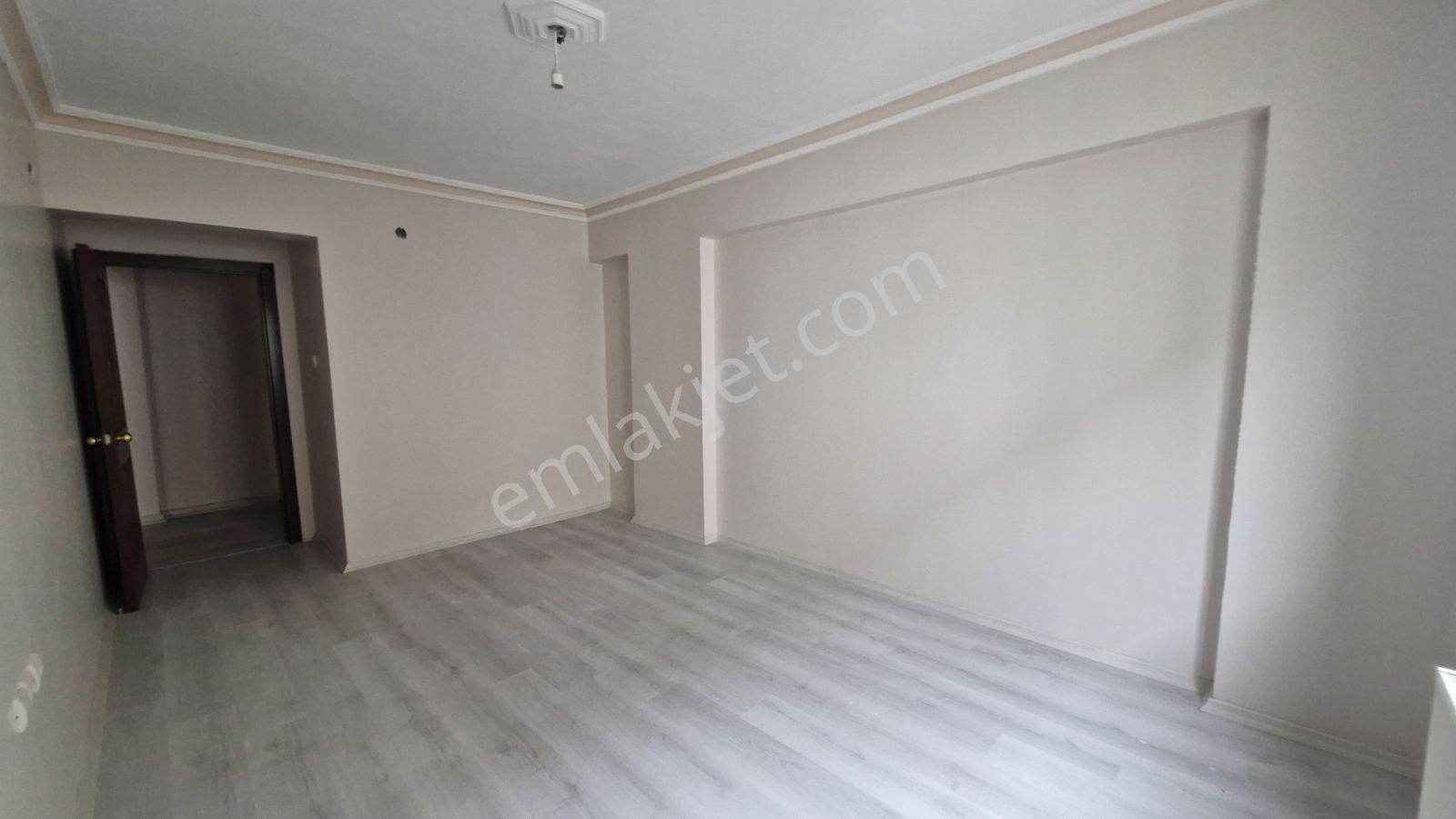 Topçu Mah.geniş Satılık 3+1 Daire - Görsel 3