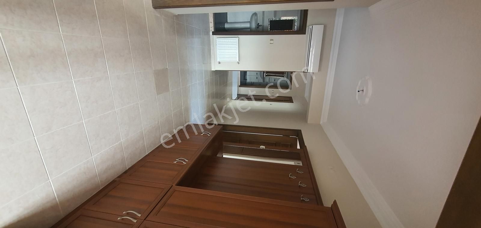 Bahçelievler Mahallesi Sakarya Caddesi Yakını Satılık Geniş 3+1 - Görsel 10