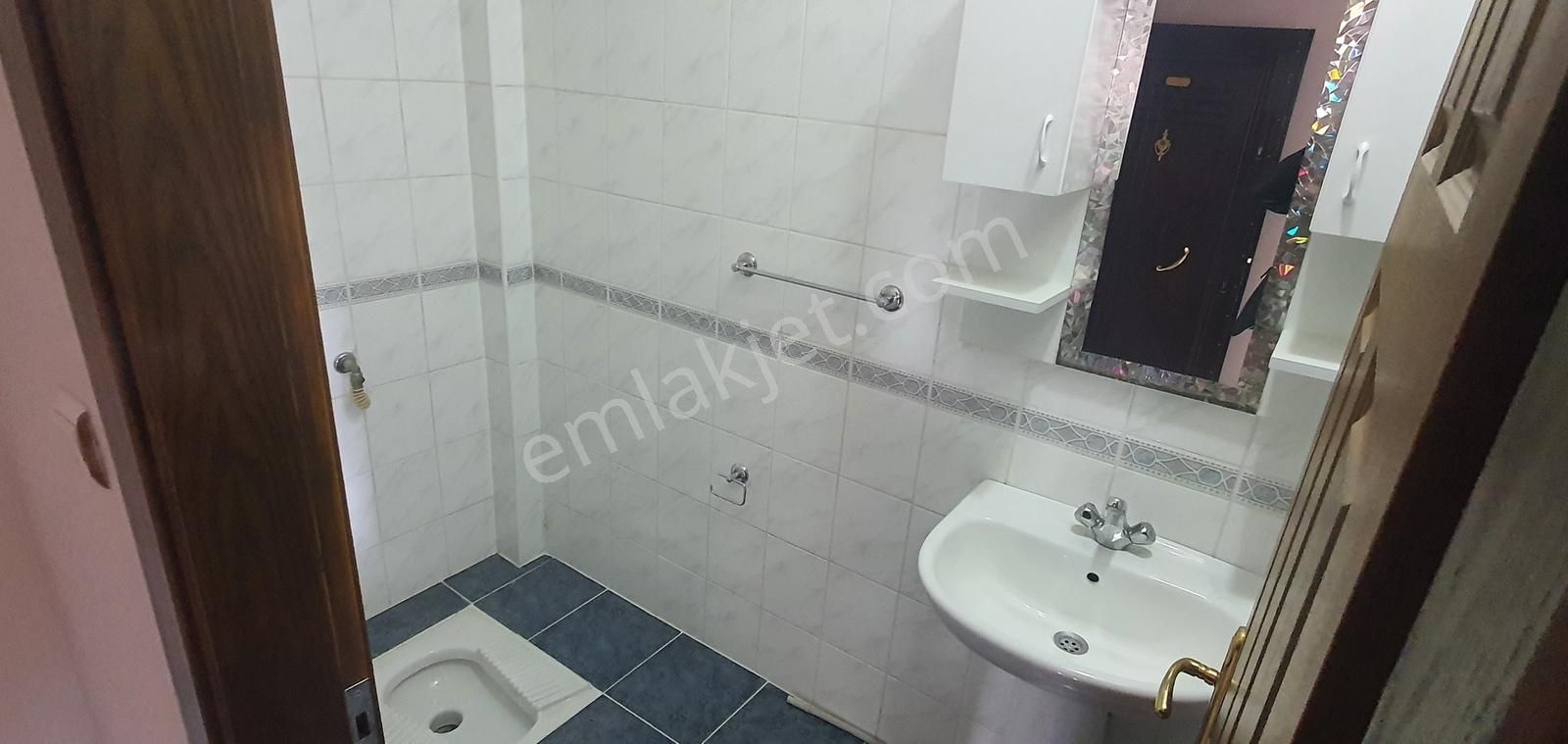 Bahçelievler Mahallesi Sakarya Caddesi Yakını Satılık Geniş 3+1 - Görsel 5