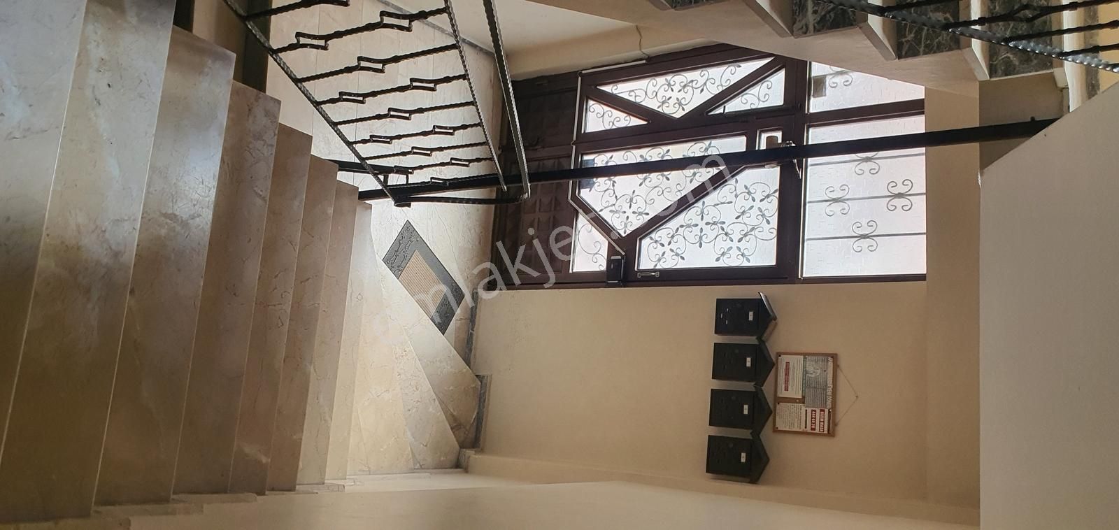 Bahçelievler Mahallesi Sakarya Caddesi Yakını Satılık Geniş 3+1 - Görsel 8