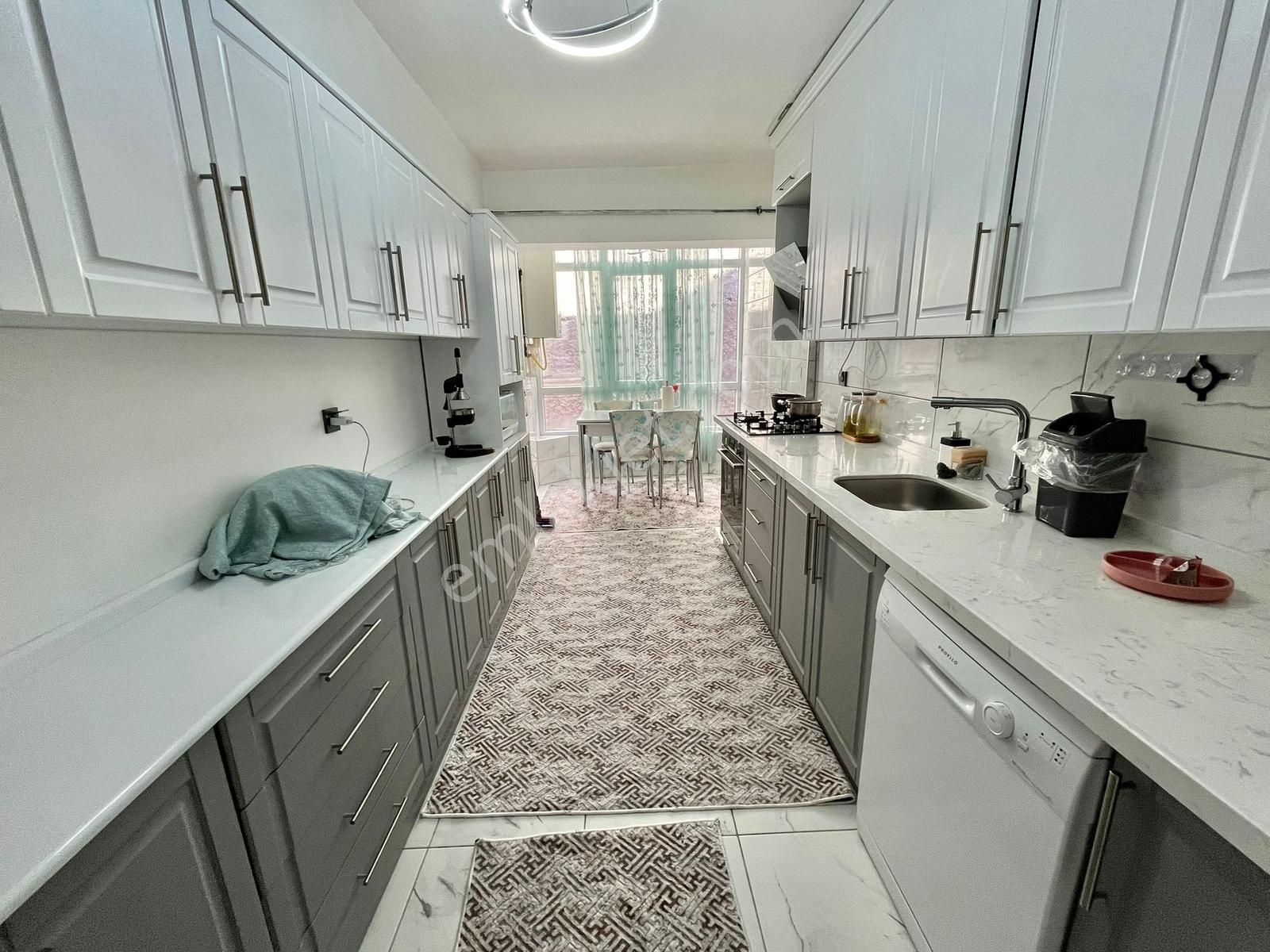 Dutluk Merkeze Yakın Metroya Yürüme Mesafesinde Satılık 3+1 - Görsel 3