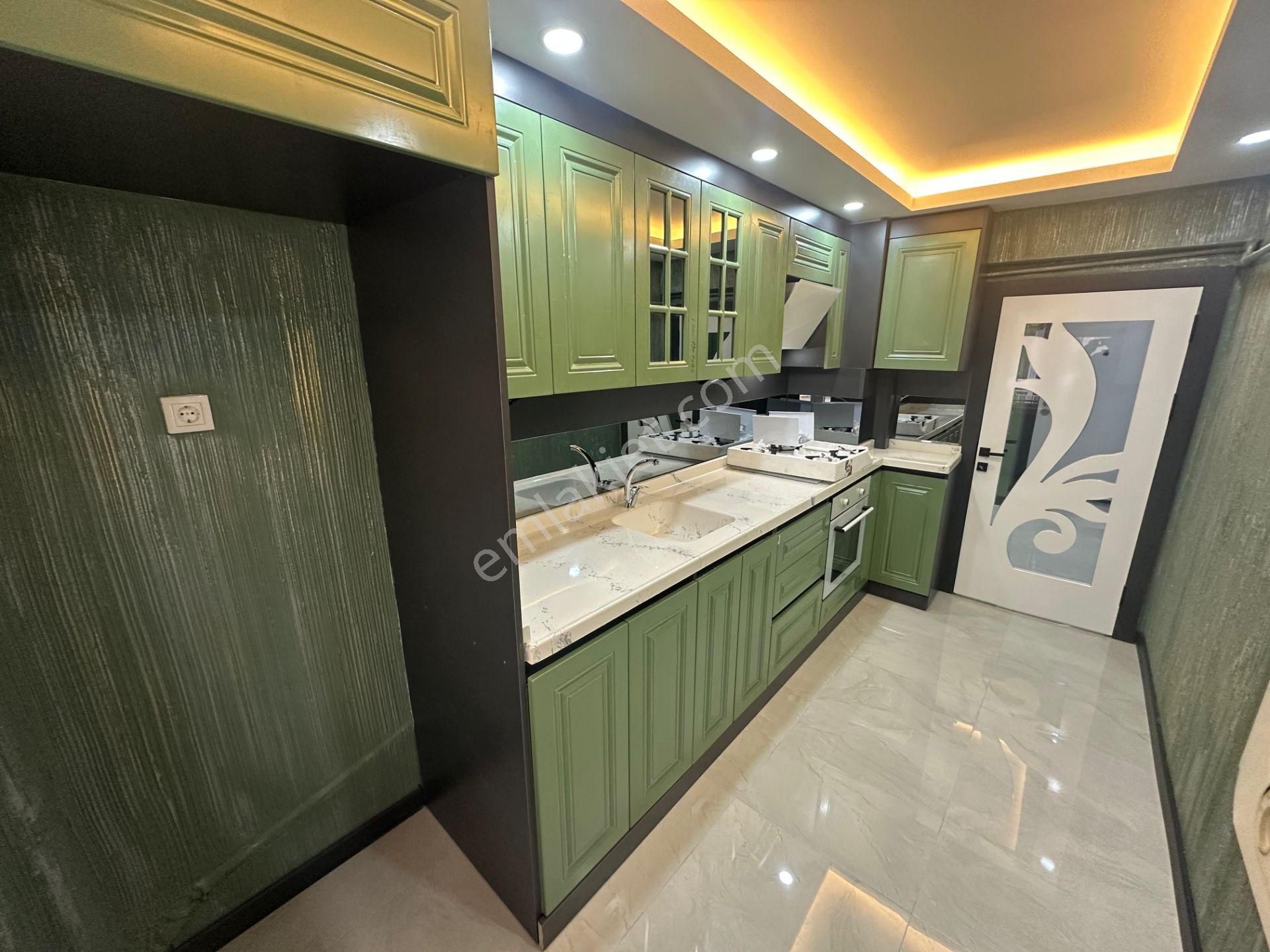 Emlak Danışmanım'dan Atatürk Mah. Merkezi Konumda Ultra Tapılı 3+1 Y.giriş Satılık Daire