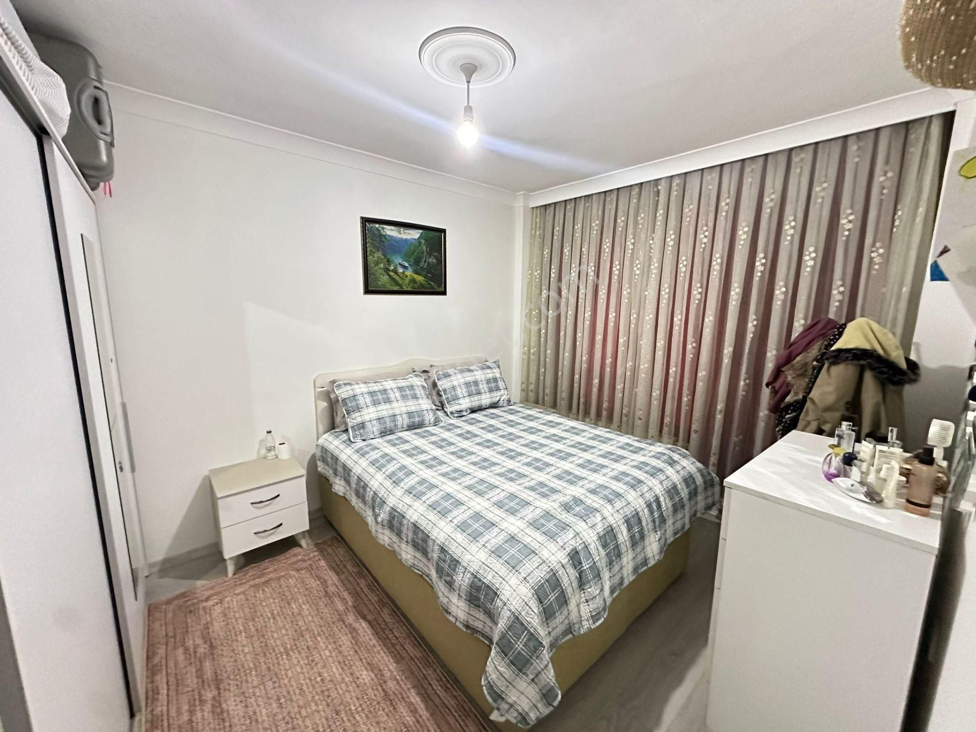 Yunus Emre Caddesi + Basın Caddesi Yakını Orta Kat 3+1 Ön Cephe - Görsel 29