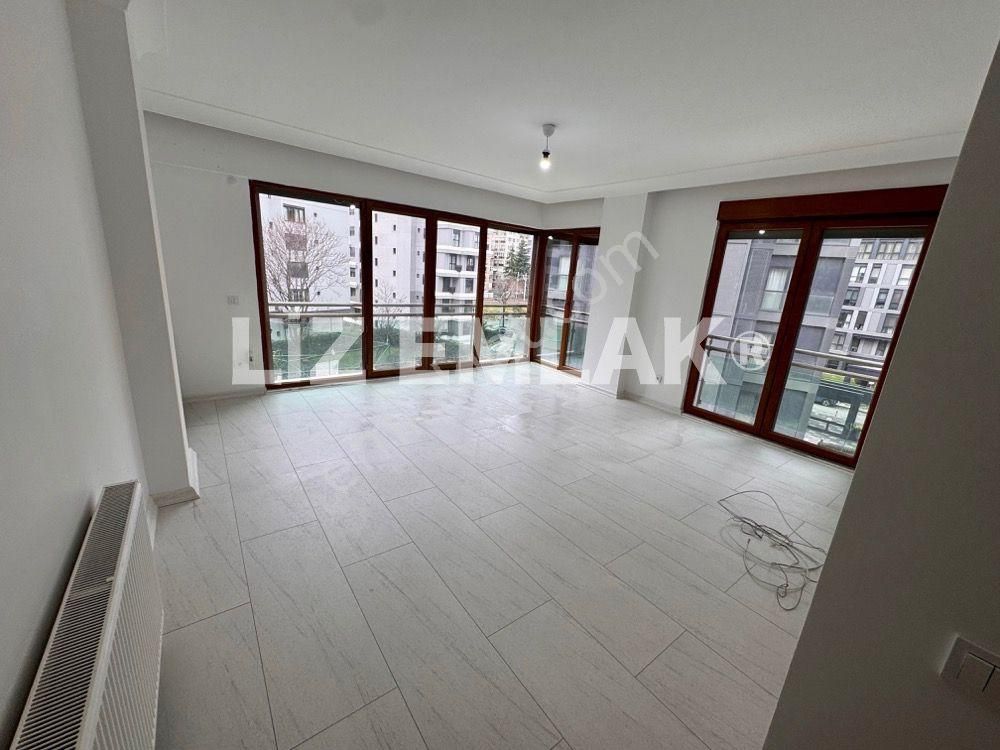 Suadiye'de Az Katlı Butik Binada Çok Özel 80 M2 Net 2+1 Daire - Görsel 12