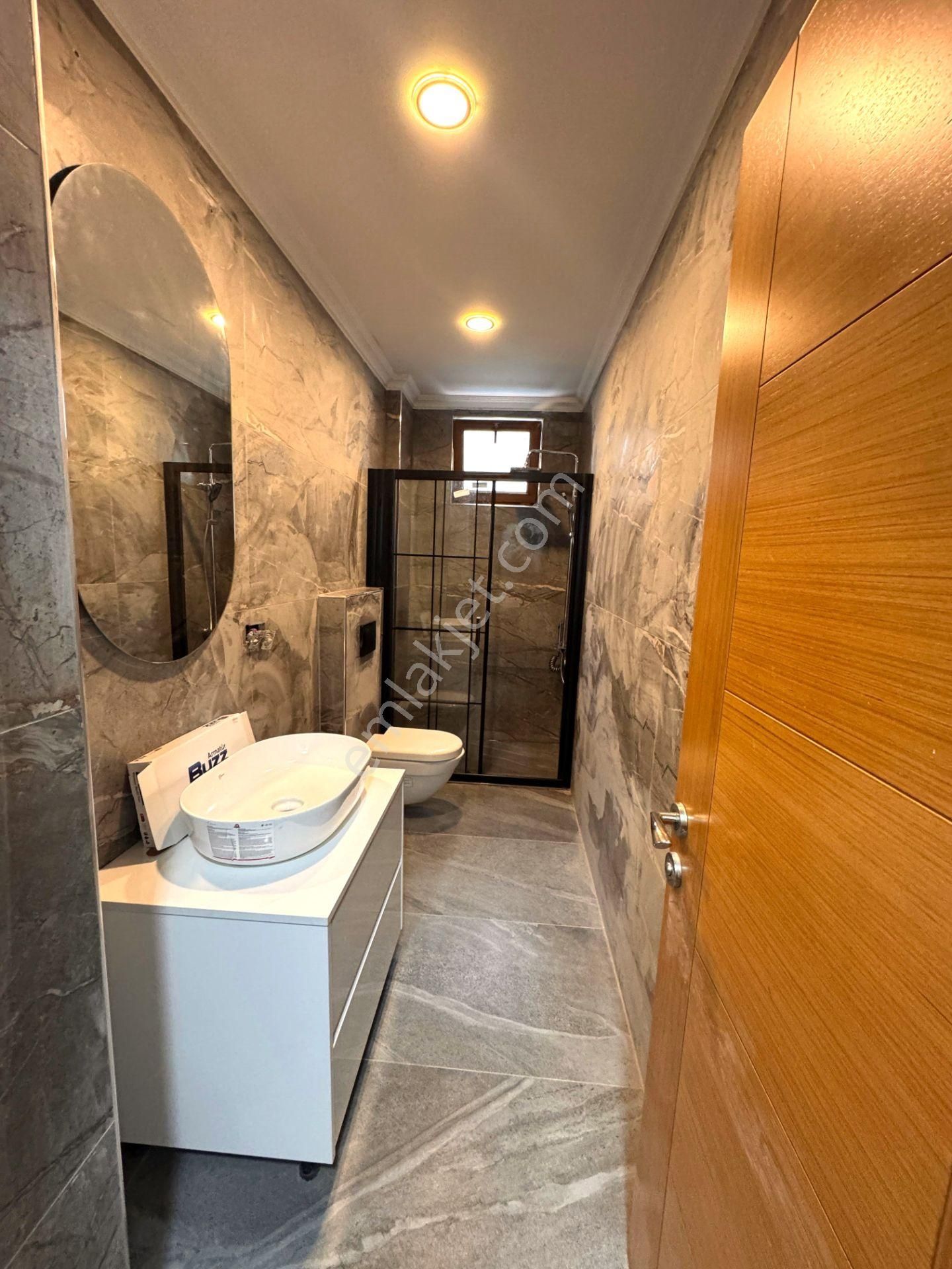 Suadiye'de Az Katlı Butik Binada Çok Özel 80 M2 Net 2+1 Daire - Görsel 23