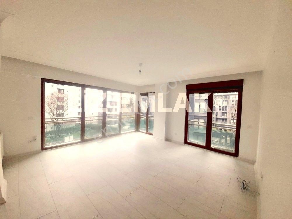 Suadiye'de Az Katlı Butik Binada Çok Özel 80 M2 Net 2+1 Daire - Görsel 4