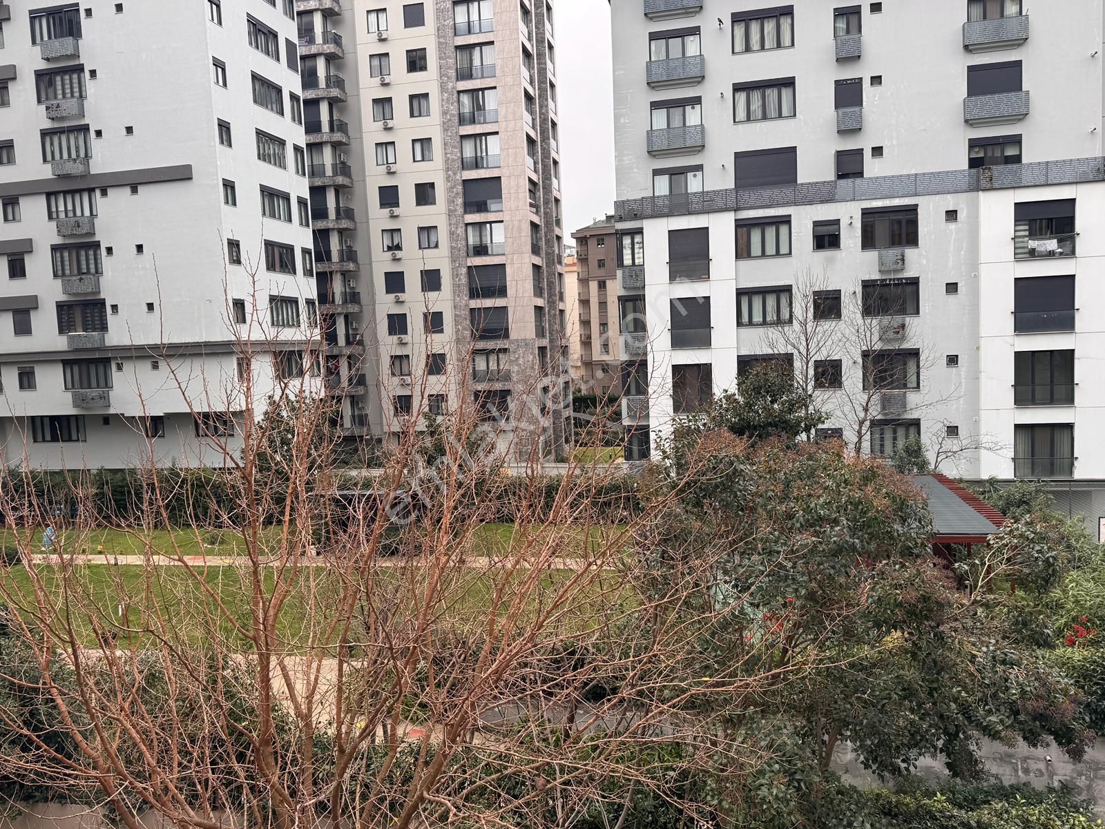 Suadiye'de Az Katlı Butik Binada Çok Özel 80 M2 Net 2+1 Daire - Görsel 8