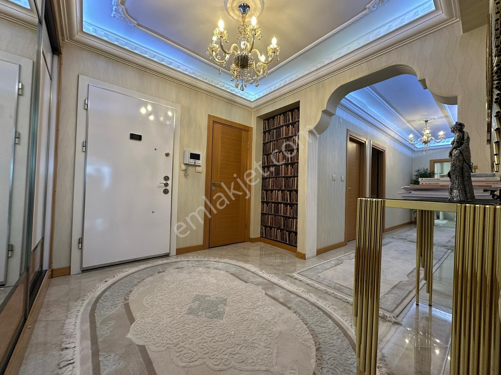 Ayvalı Mahallesi Yüksek Katta Yapılı Ankara Manzarılı 3+1satılık Daire - Görsel 18