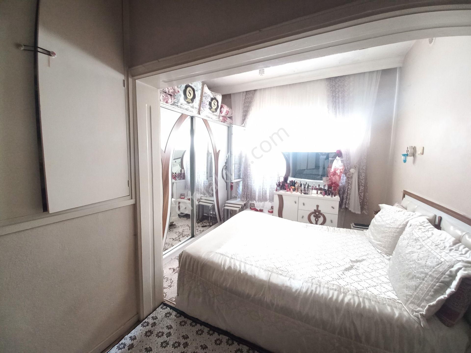 İzmir Bornova Zafer'de Satılık 2.katlı Bina - Görsel 14