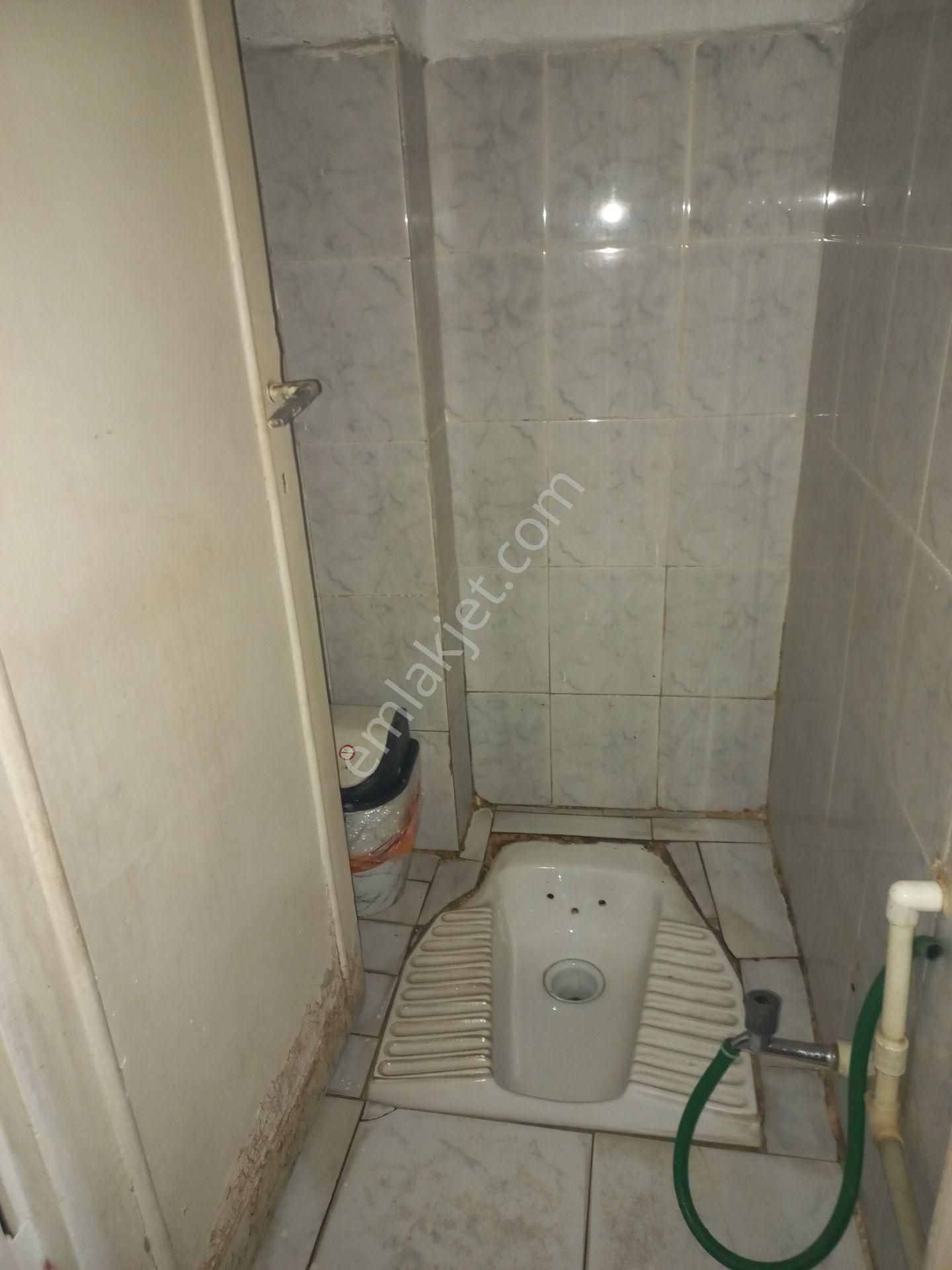 İzmir Bornova Zafer'de Satılık 2.katlı Bina - Görsel 10