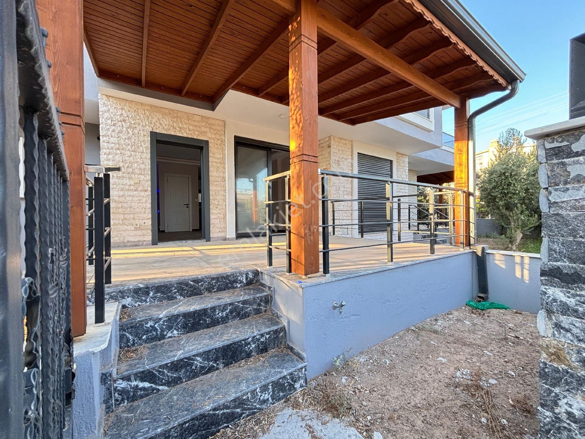 İzmir Seferihisar Doğanbey Merkezi Konumda Bahçeli Sıfır 2+1 Satılık Villa - Görsel 3