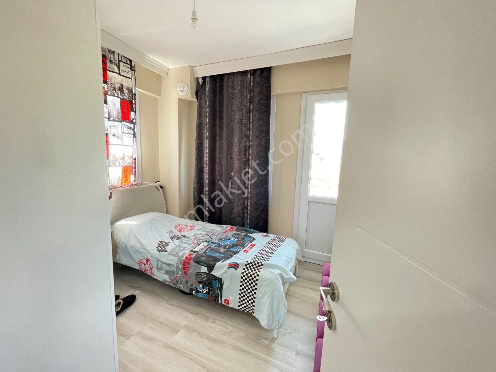 İzmir Seferihisar Doğanbey'de Otoparklı Geniş Bahçeli Ferah Satılık 3+1 Villa - Görsel 17