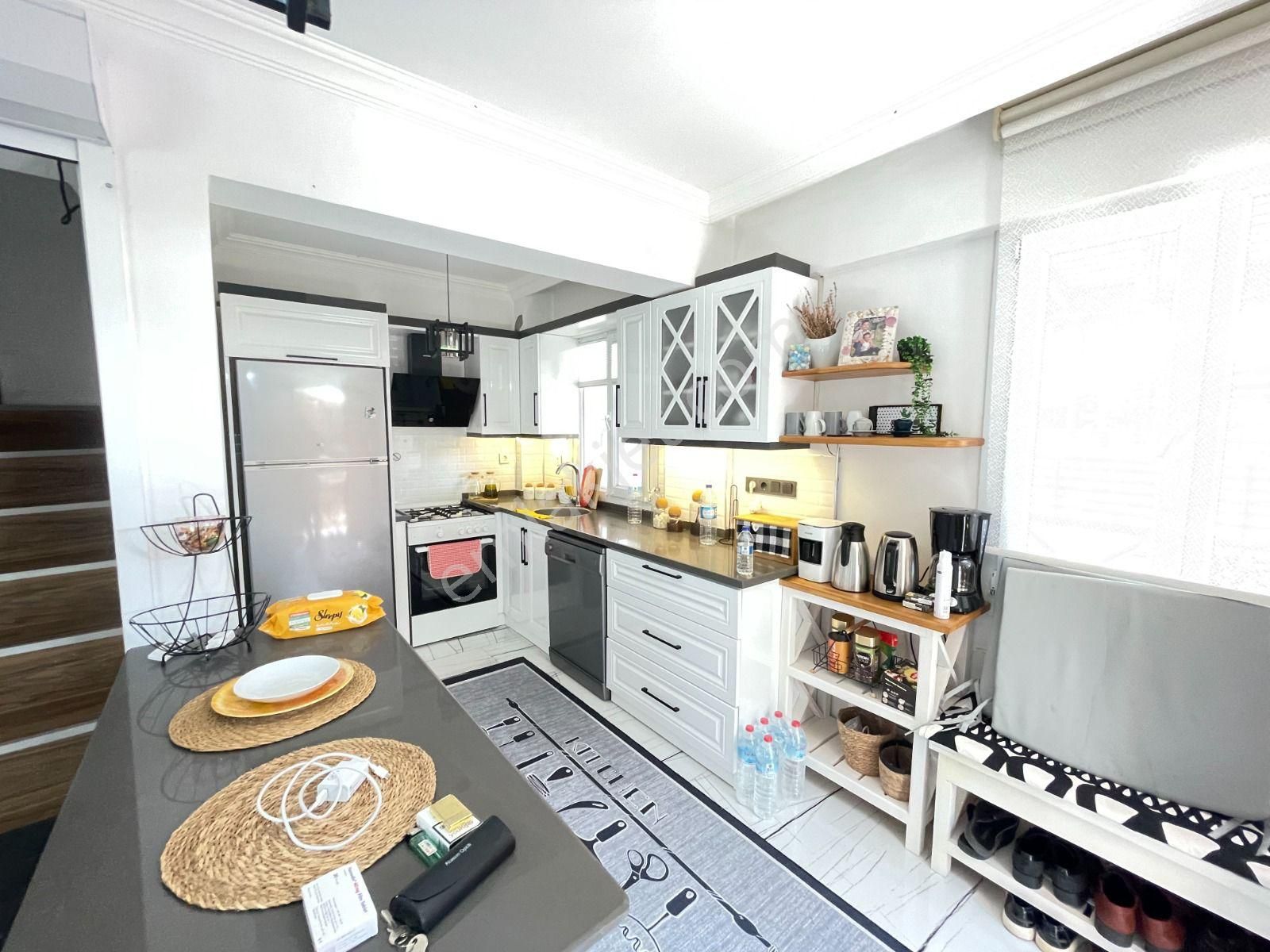 İzmir Seferihisar Doğanbey'de Otoparklı Geniş Bahçeli Ferah Satılık 3+1 Villa - Görsel 10