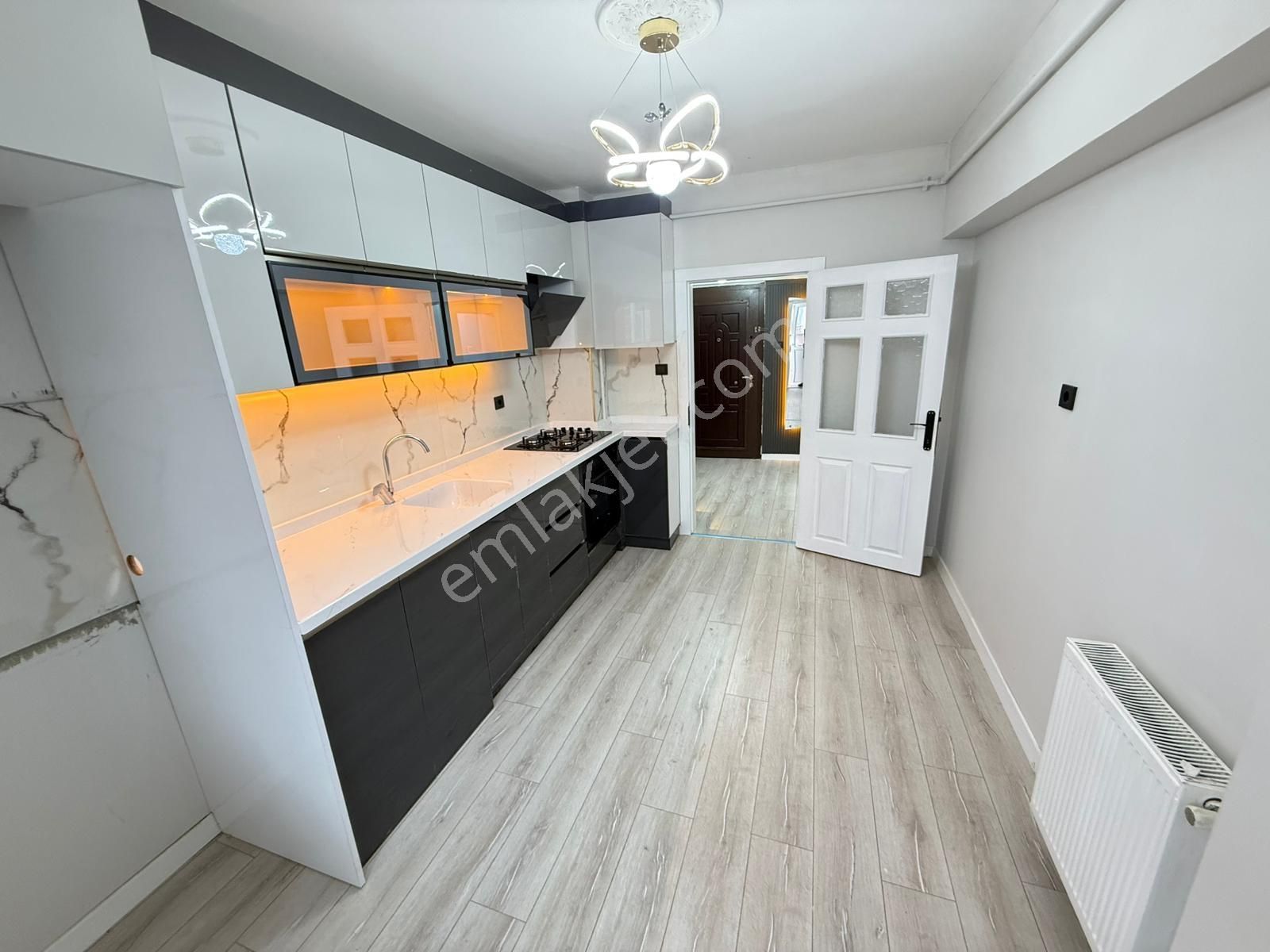 Kartaltepe Mah Lüx Tasarım Geniş3+1 Ön Cephe Çiftbalkonlu Arakat - Görsel 15