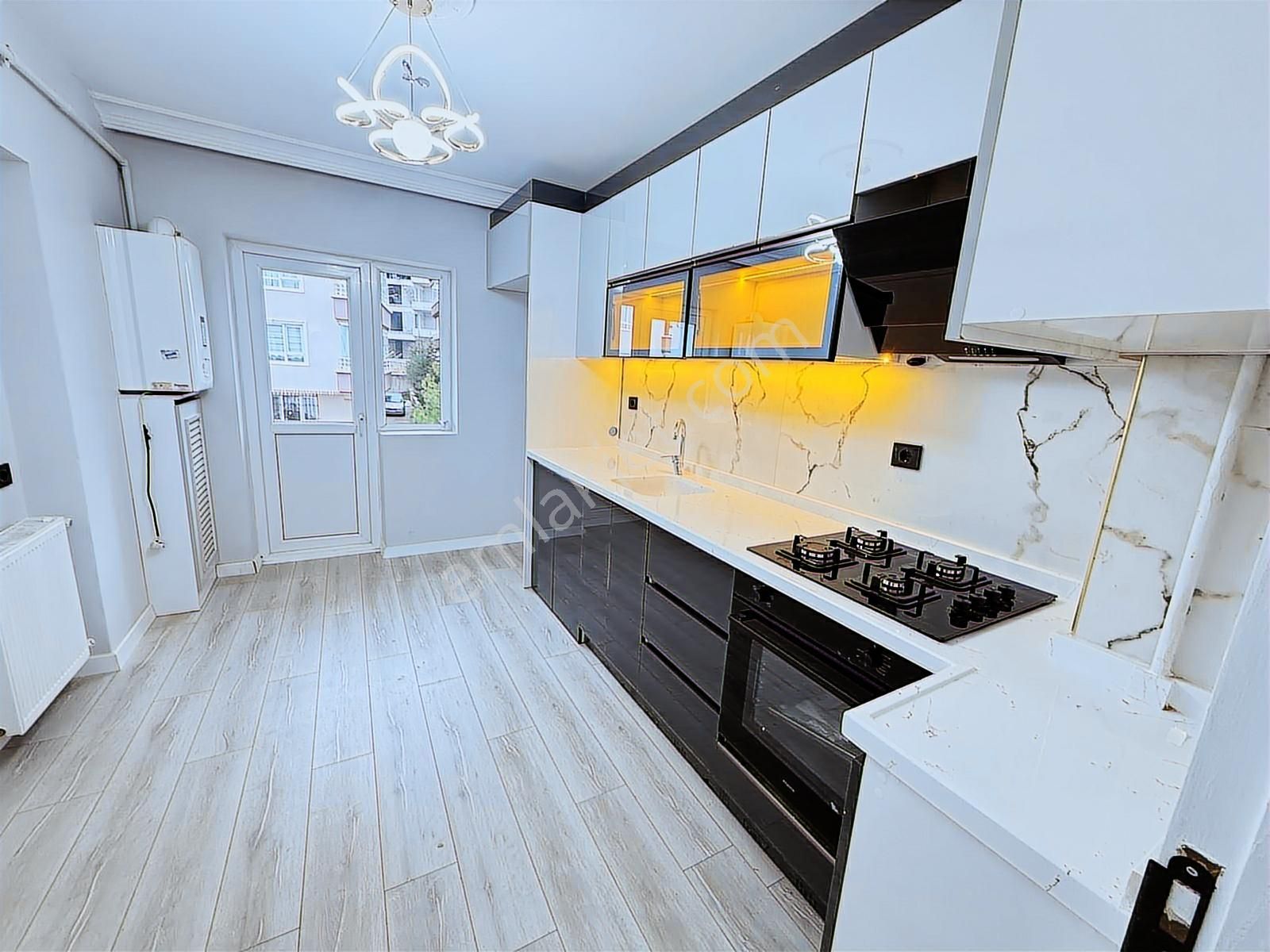 Kartaltepe Mah Lüx Tasarım Geniş3+1 Ön Cephe Çiftbalkonlu Arakat - Görsel 27